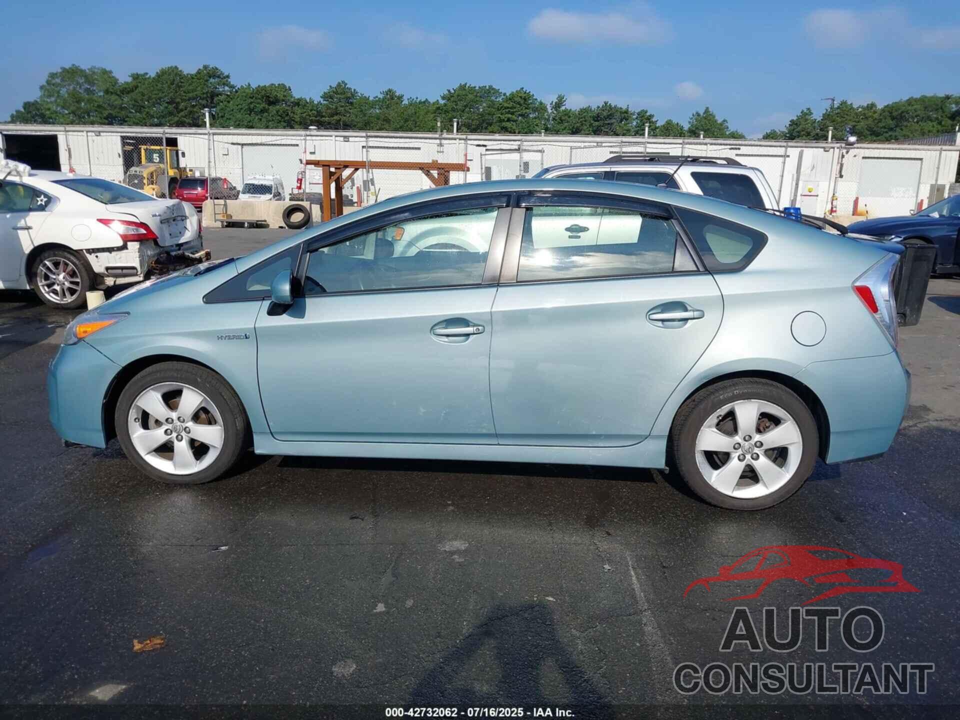 TOYOTA PRIUS 2013 - JTDKN3DU6D1695951