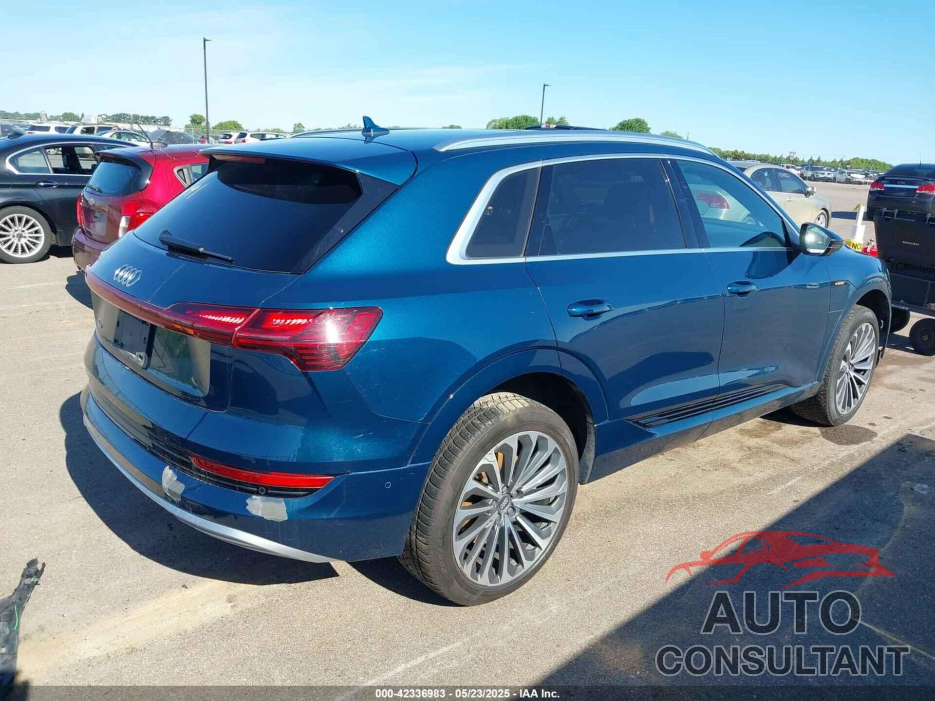 AUDI E-TRON 2019 - WA1VABGE0KB009718