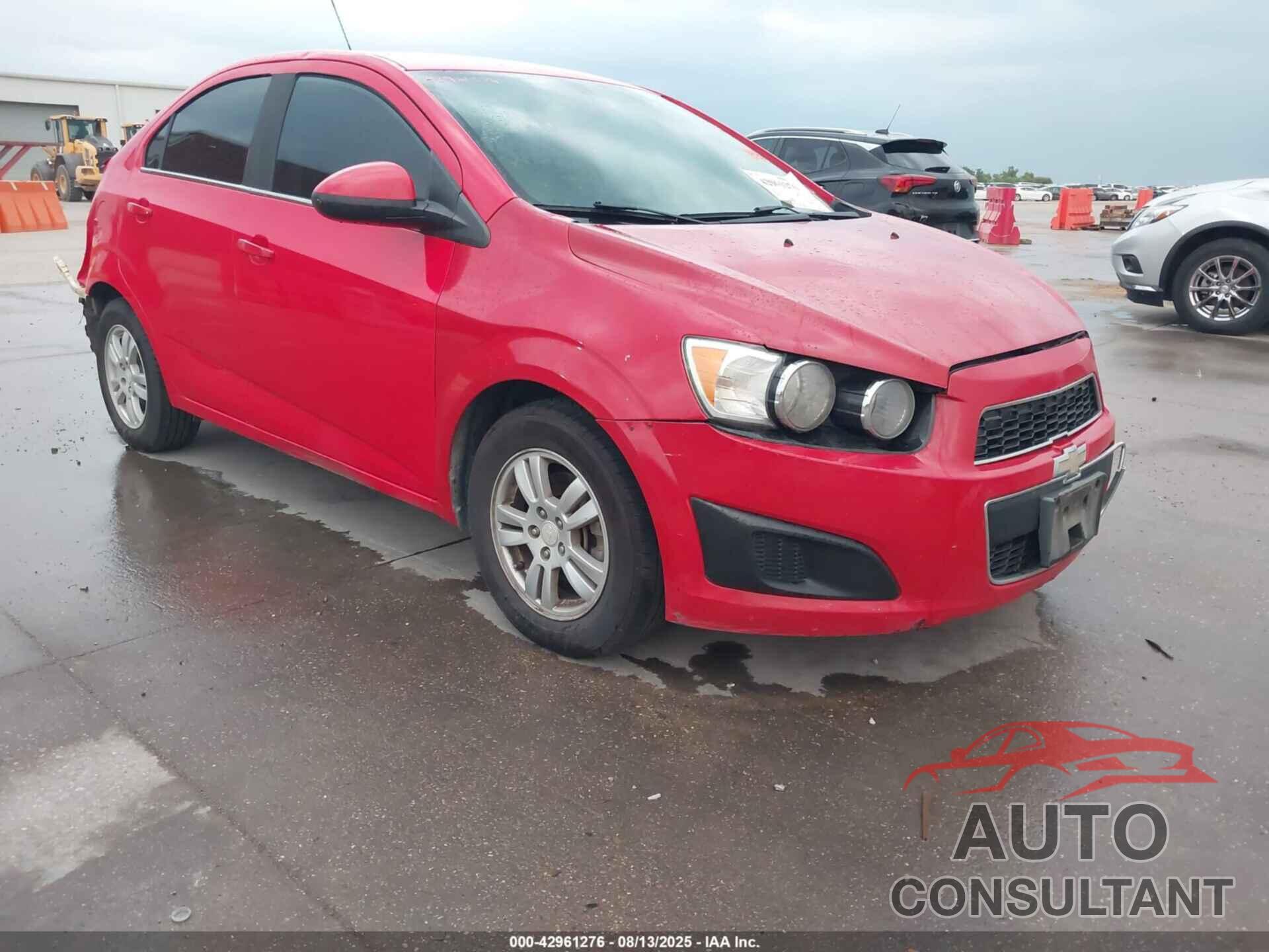 CHEVROLET SONIC 2016 - 1G1JC5SH2G4136444