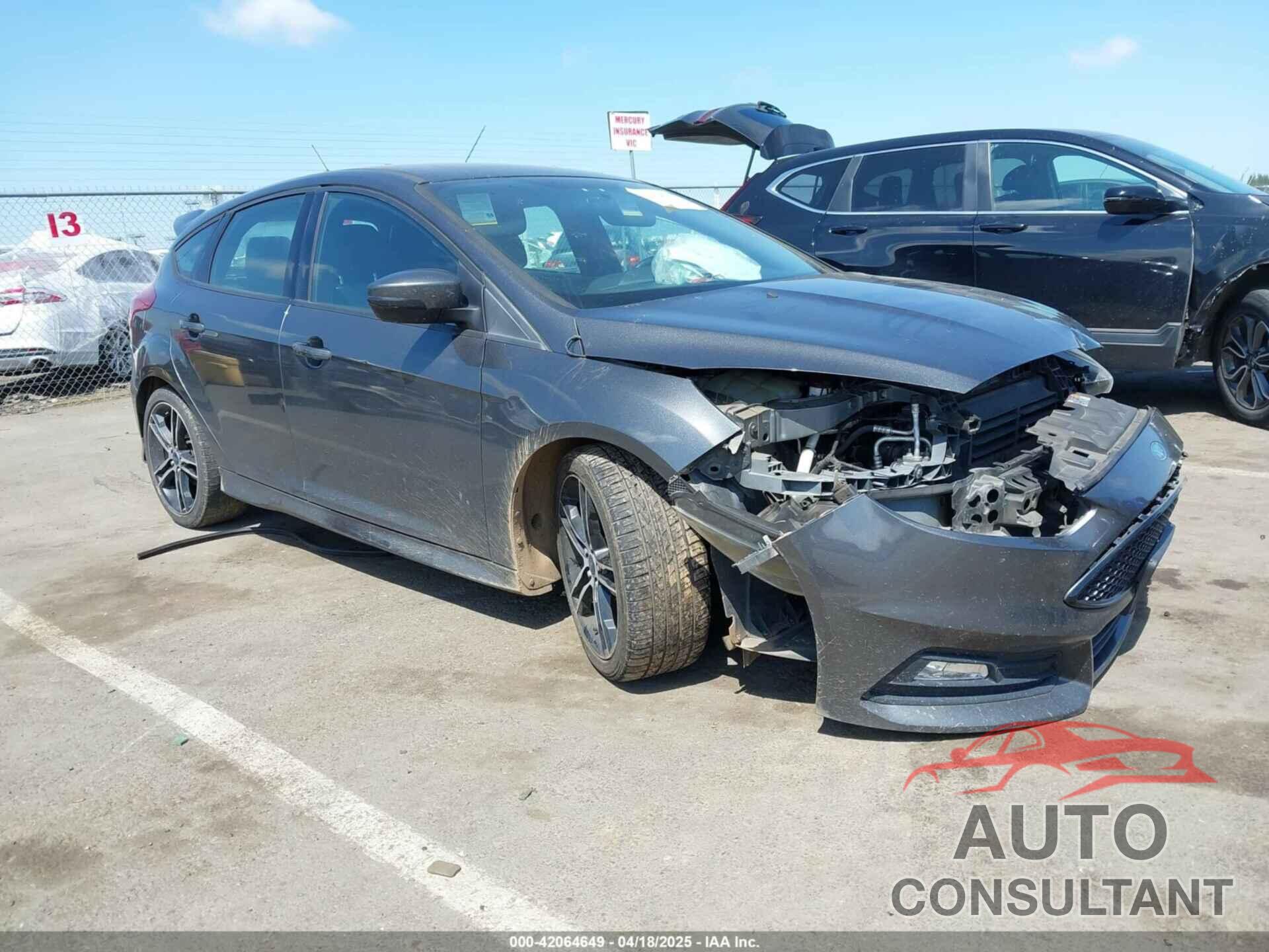 FORD FOCUS ST 2017 - 1FADP3L96HL320657