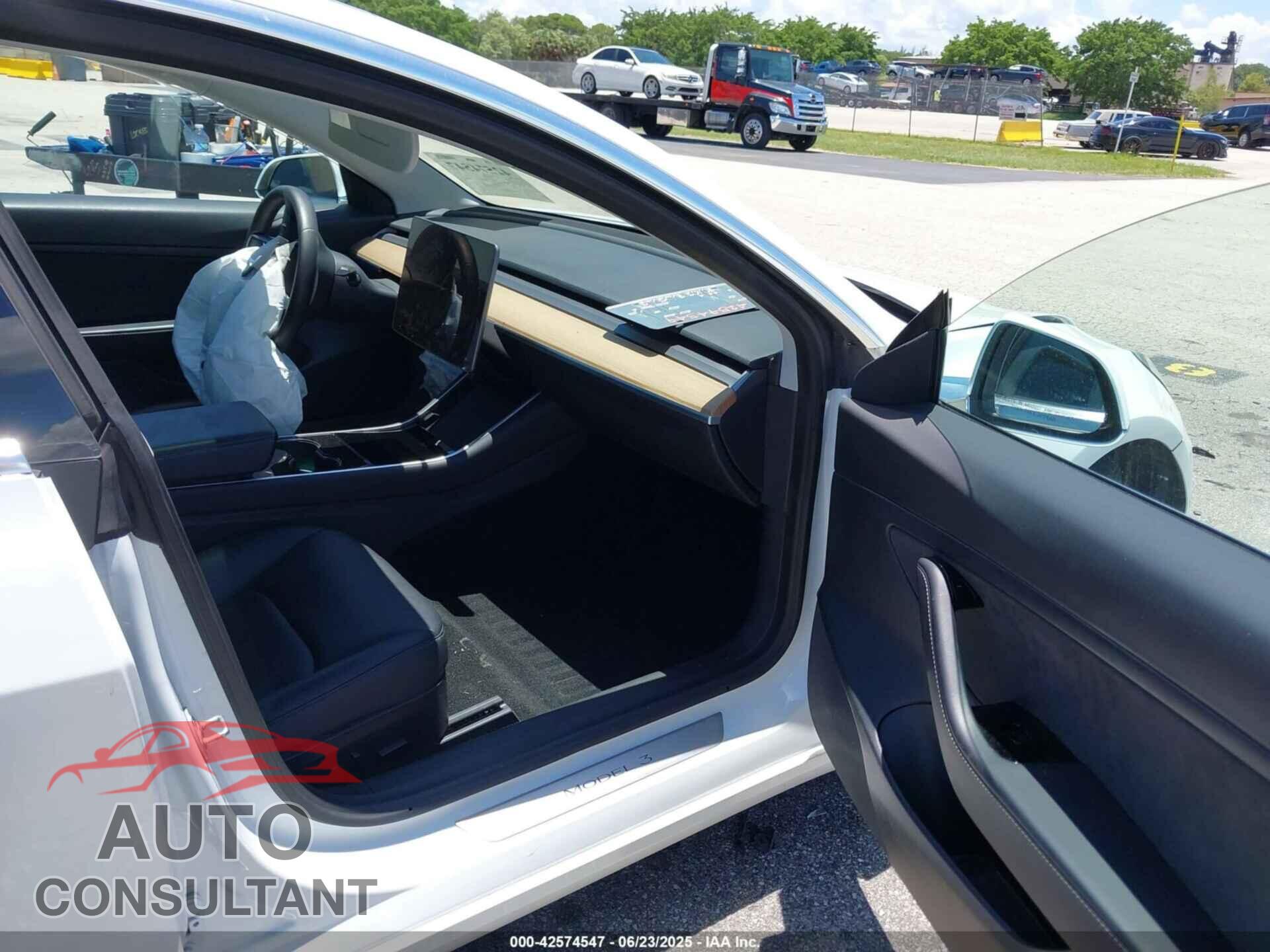 TESLA MODEL 3 2020 - 5YJ3E1EA6LF645411