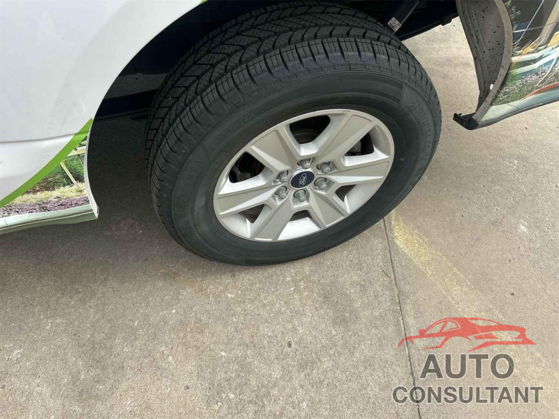 FORD F150 2019 - 1FTEX1C44KKE10555