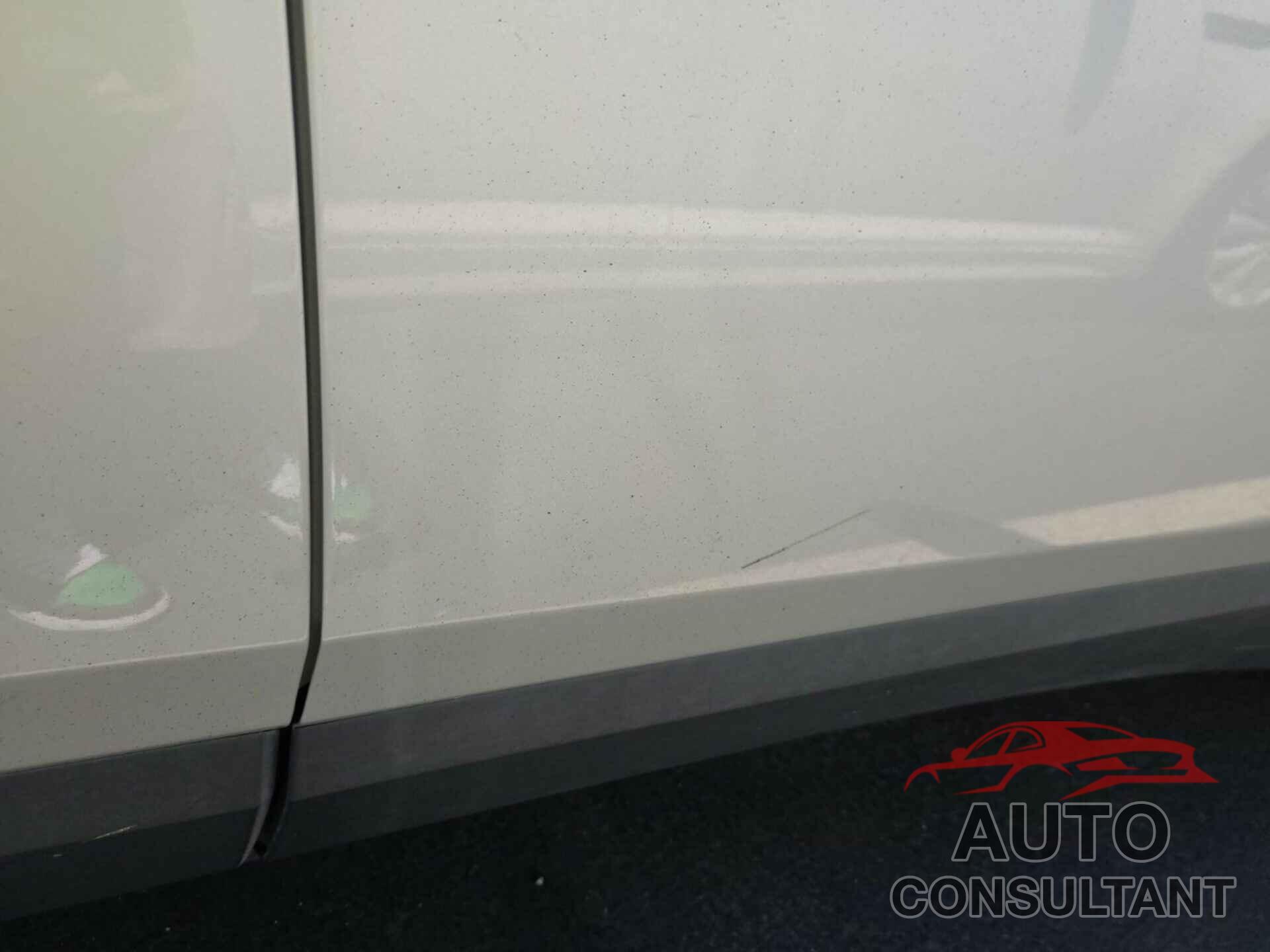 CHEVROLET TRAVERSE 2020 - 1GNEVGKW8LJ175913