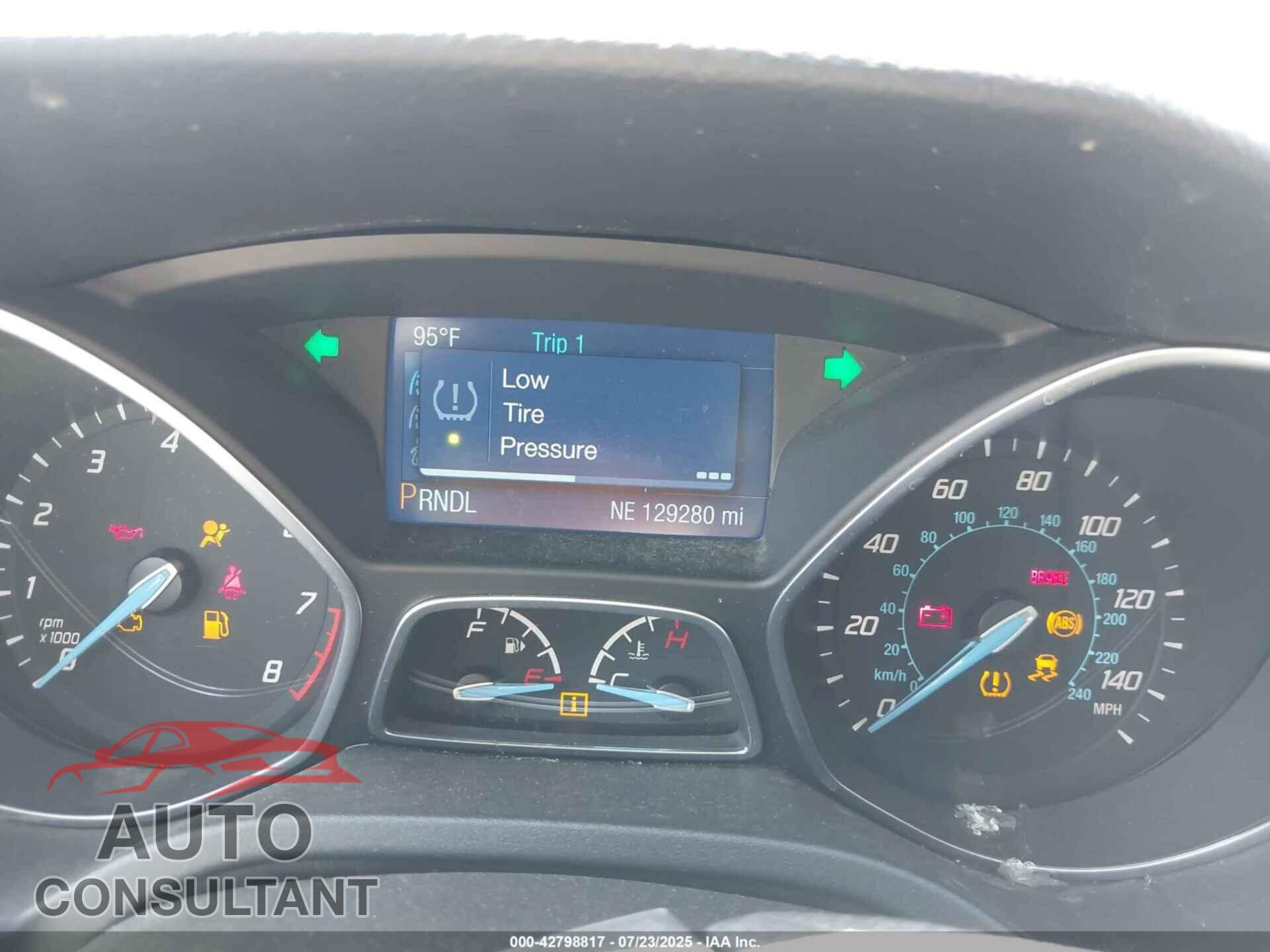 FORD FOCUS 2014 - 1FADP3F23EL441690