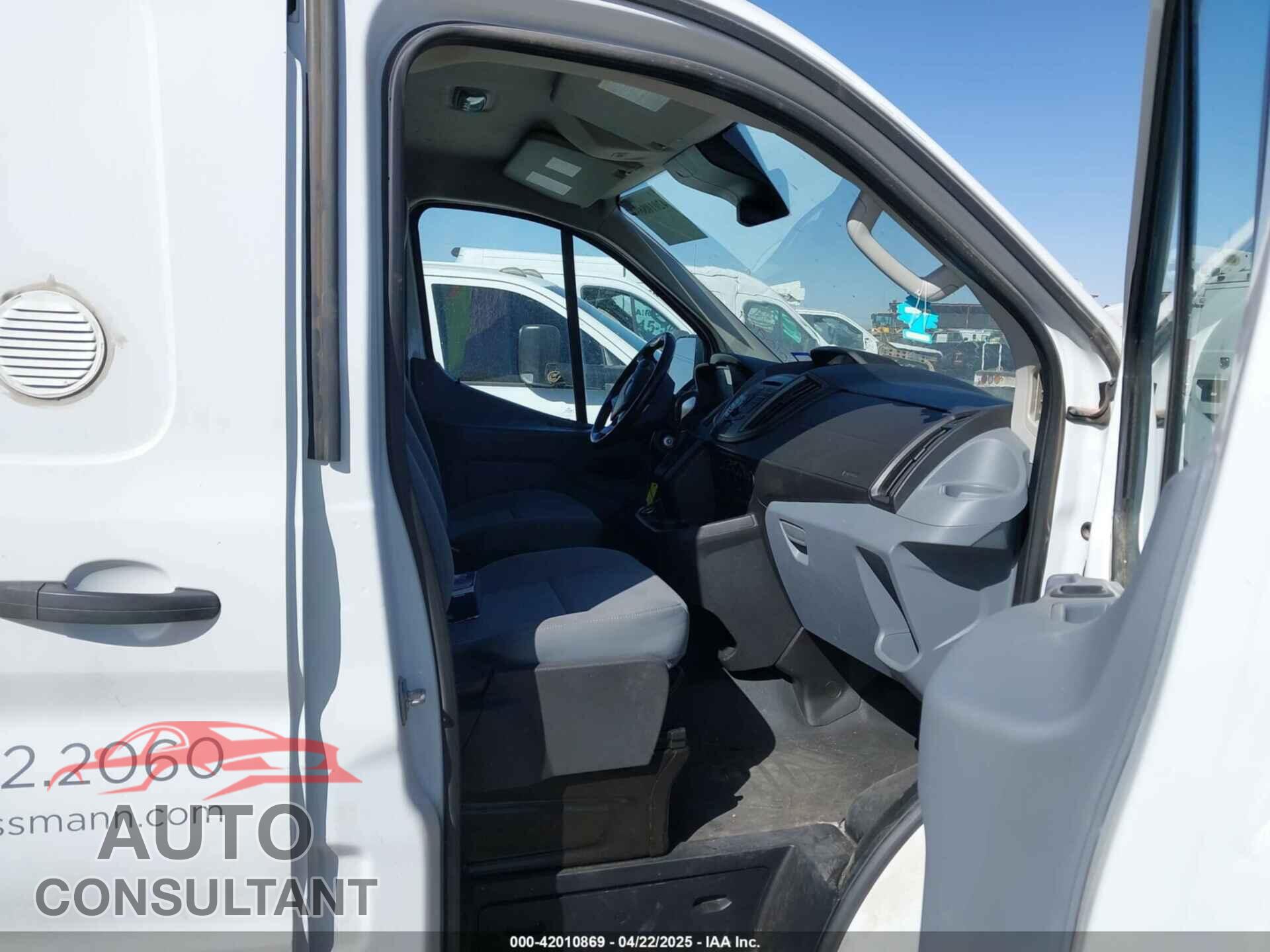 FORD TRANSIT-250 2017 - 1FTYR1YM8HKB51464