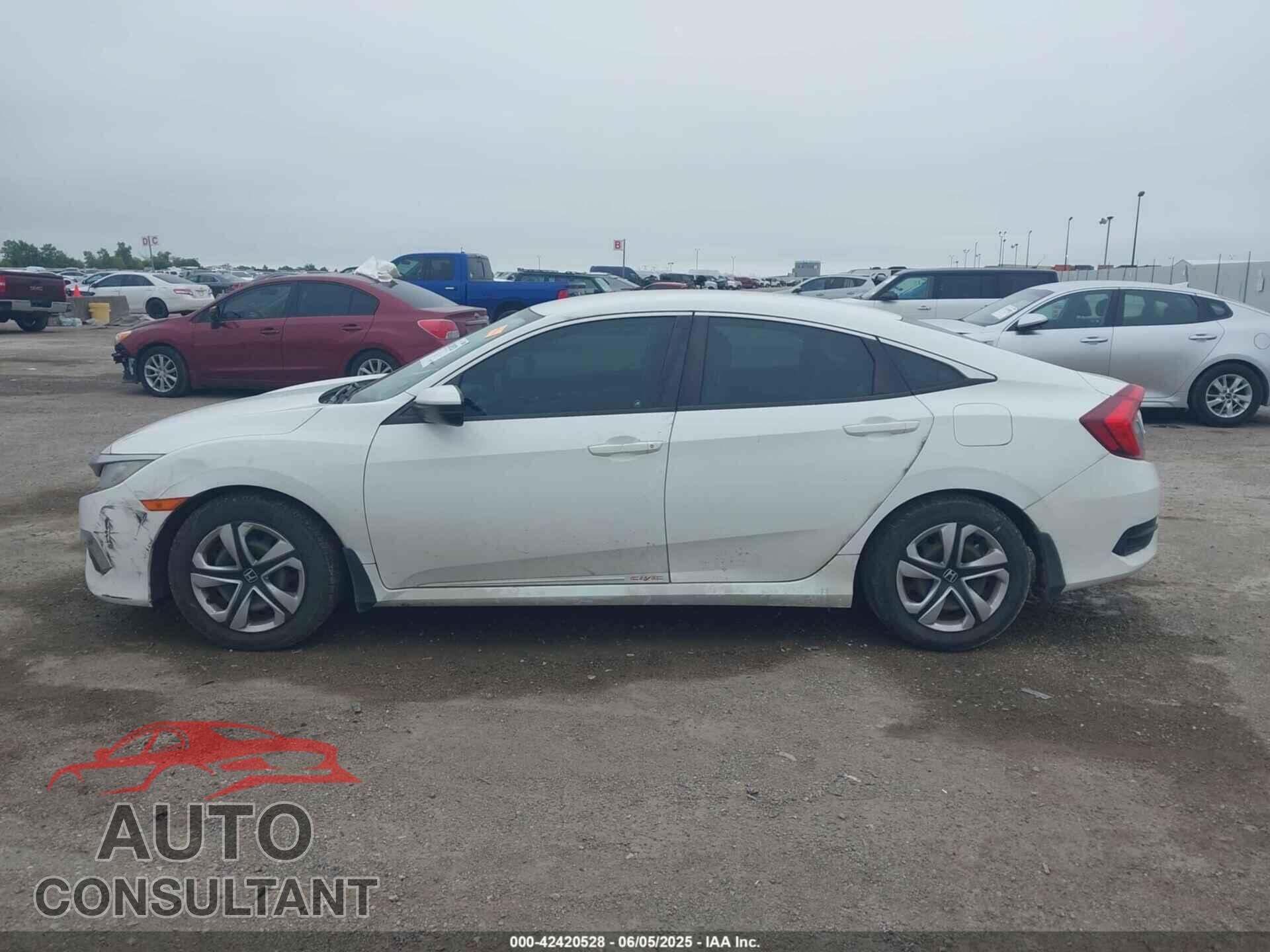 HONDA CIVIC 2018 - 19XFC2F56JE013022