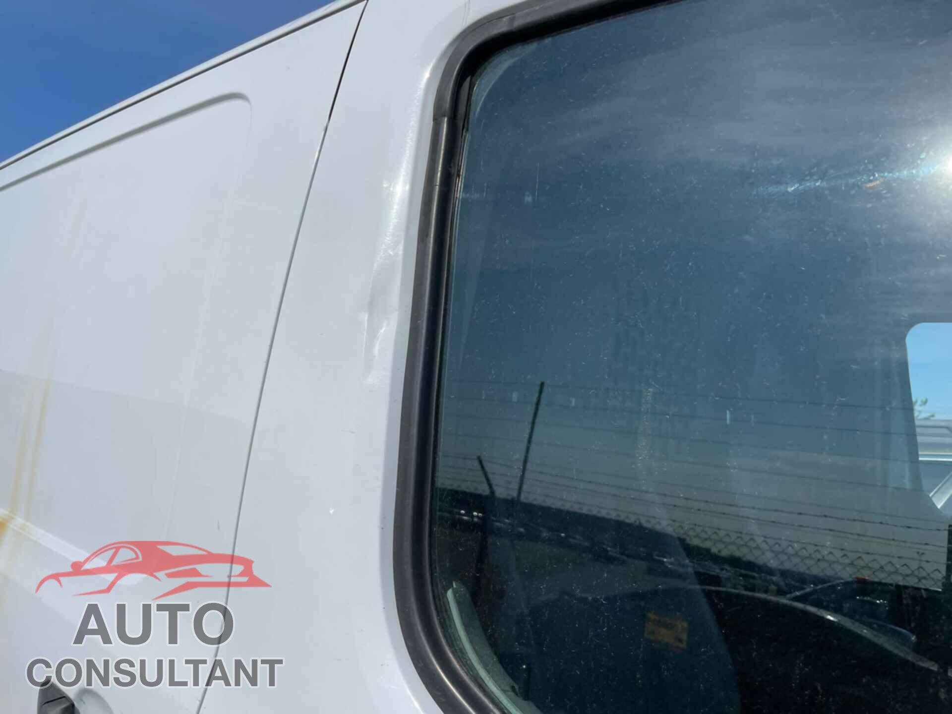 FORD TRANSIT-150 2016 - 1FTYE1YM9GKB48972
