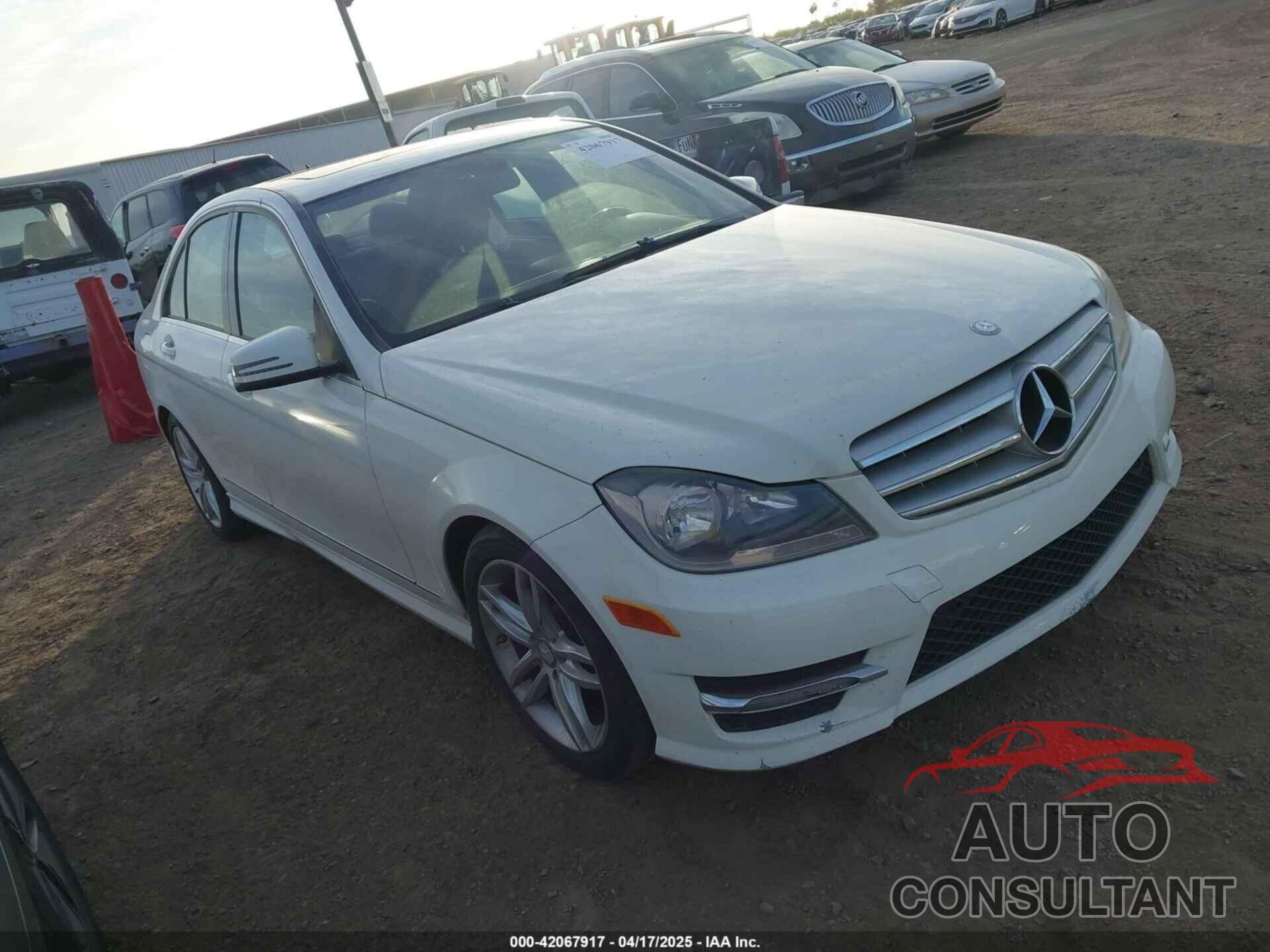 MERCEDES-BENZ C 300 2012 - WDDGF8BBXCA696736