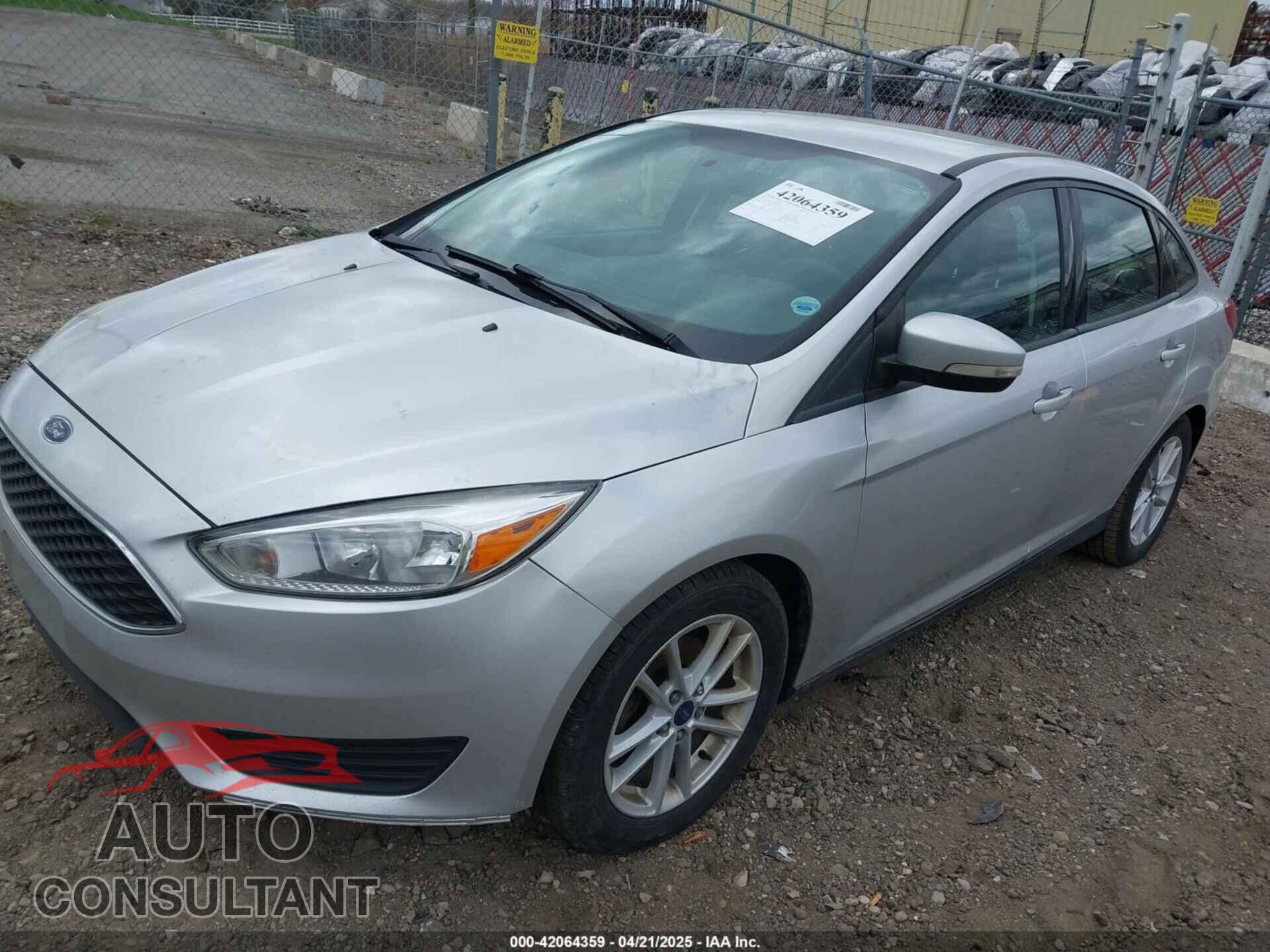 FORD FOCUS 2017 - 1FADP3F25HL328358
