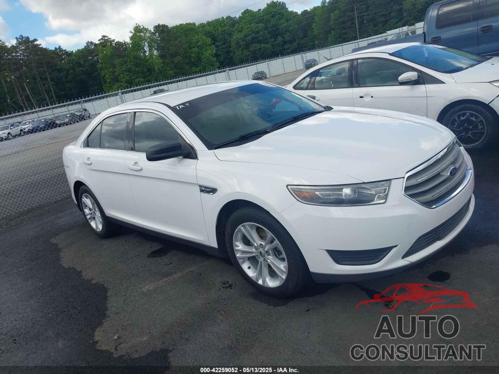 FORD TAURUS 2015 - 1FAHP2D82FG188844
