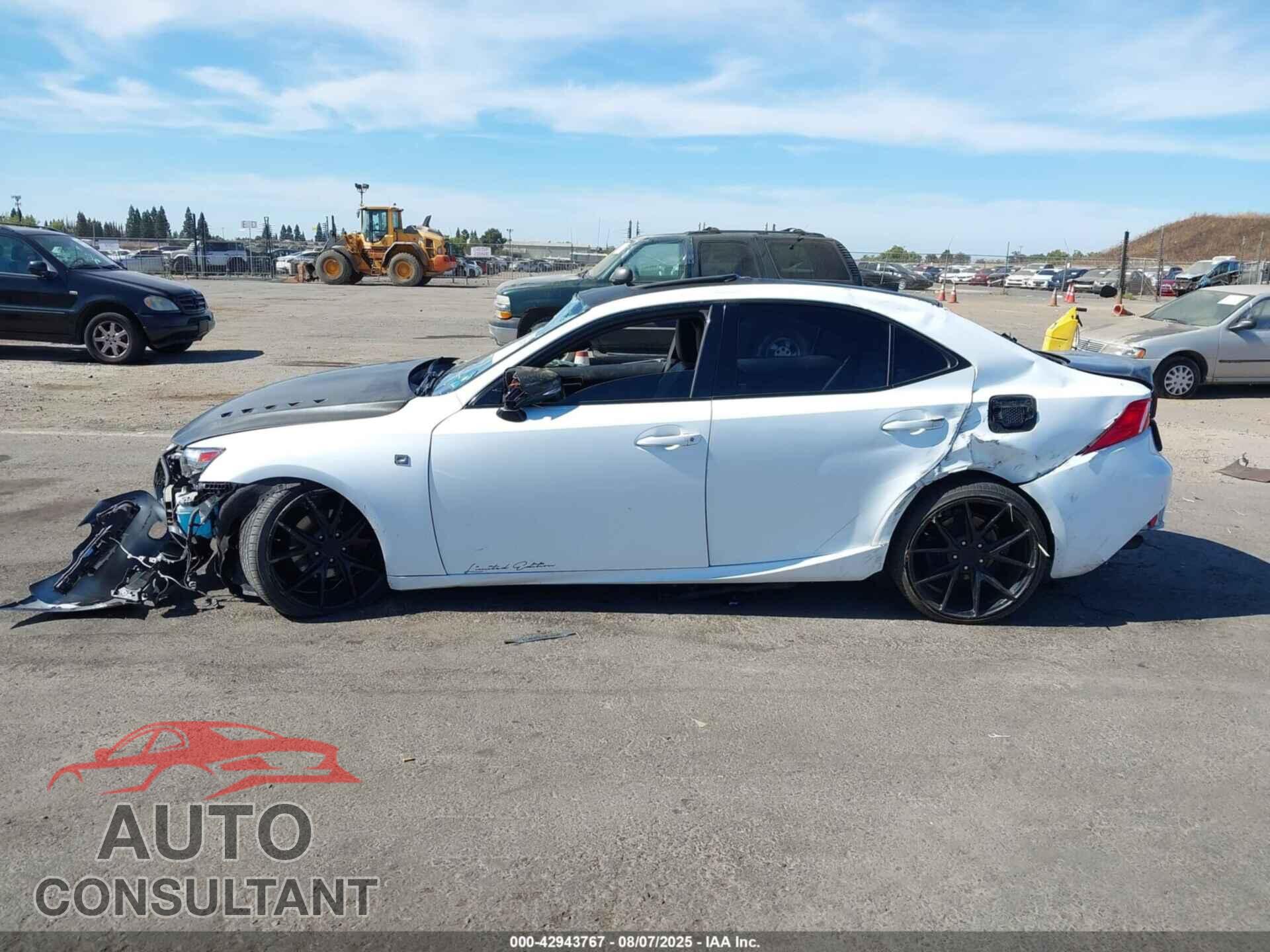 LEXUS IS 250 2015 - JTHBF1D20F5082525