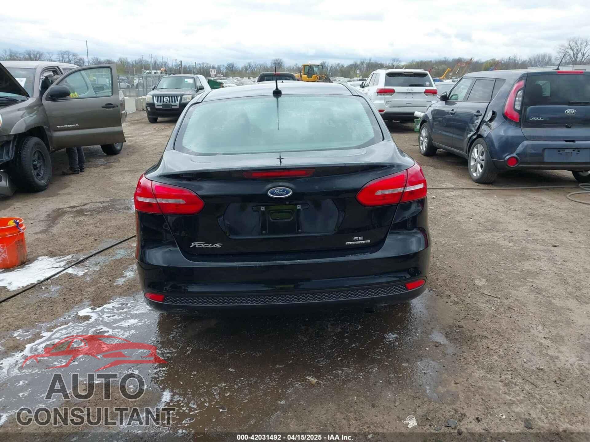 FORD FOCUS 2016 - 1FADP3F26GL280805