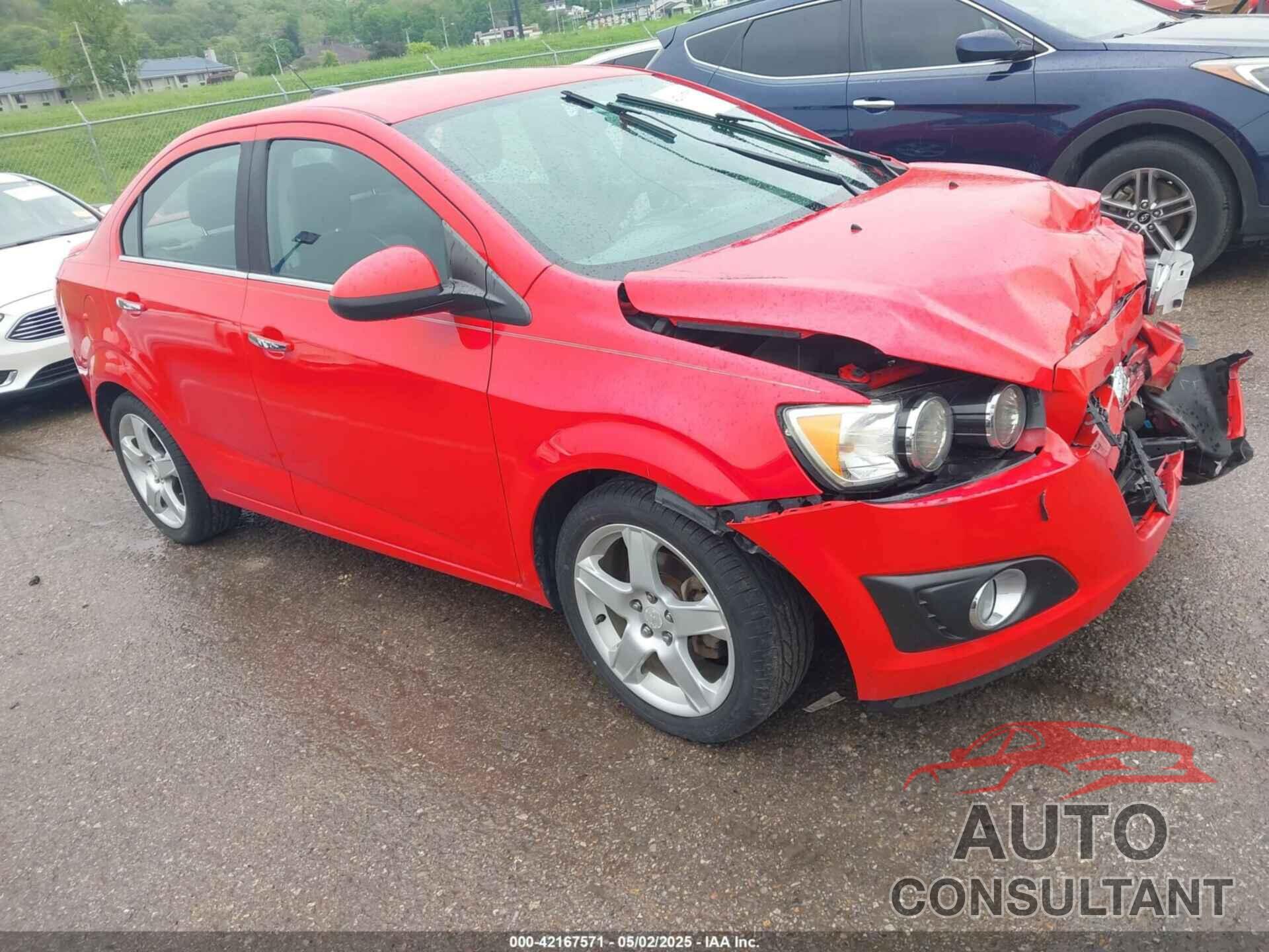 CHEVROLET SONIC 2015 - 1G1JE5SB9F4120181