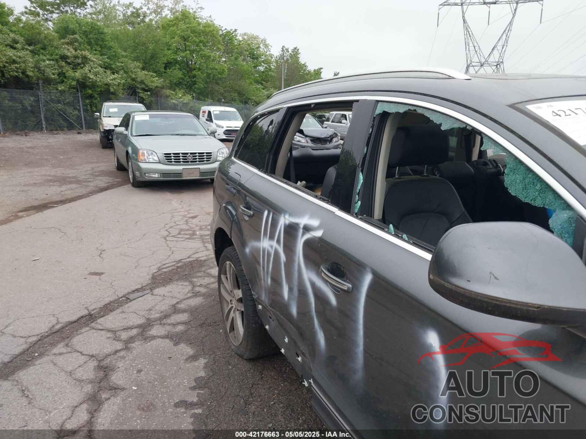 AUDI Q7 2014 - WA1LGAFE8ED014210