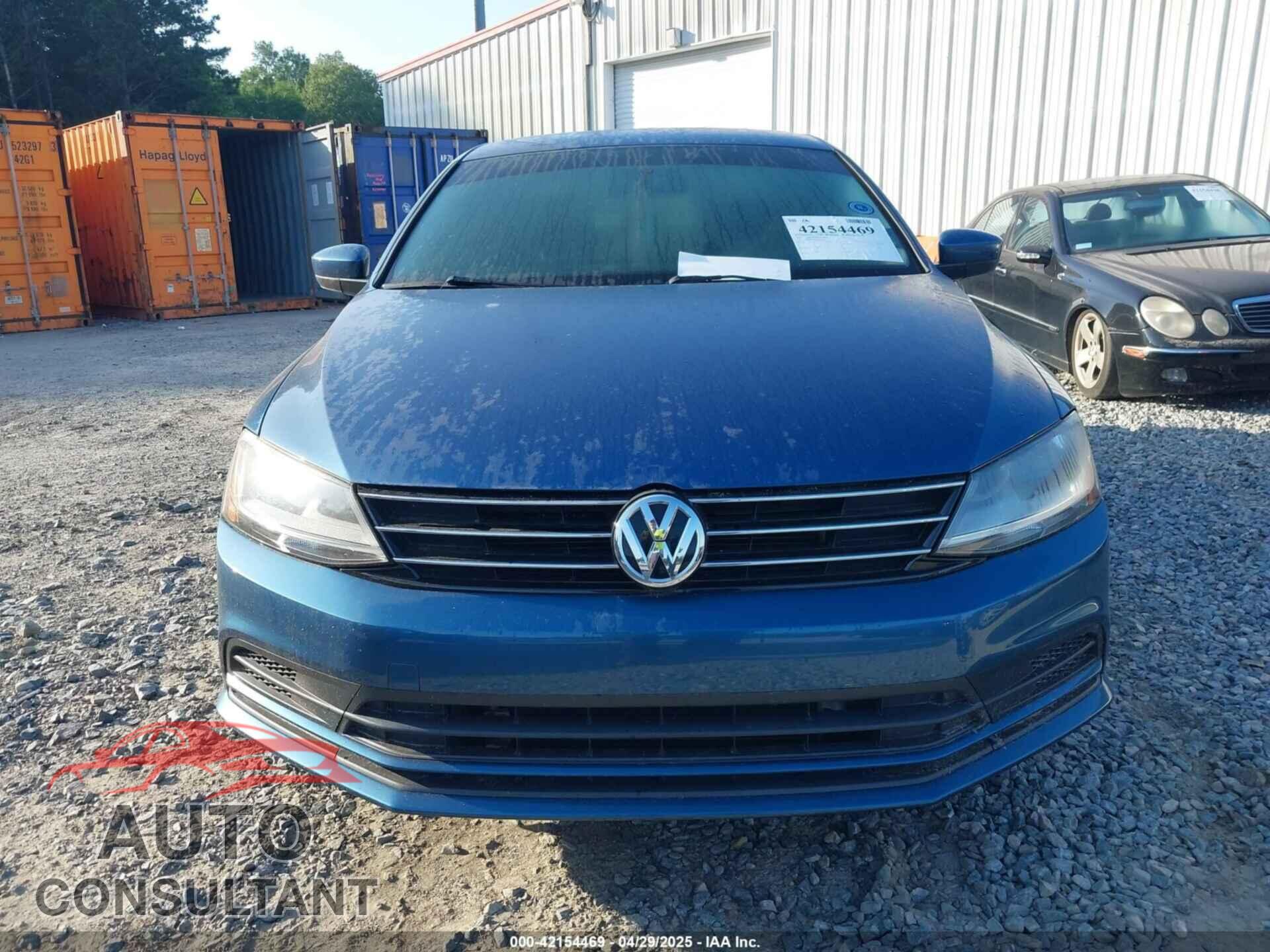 VOLKSWAGEN JETTA 2017 - 3VW2B7AJ5HM298120