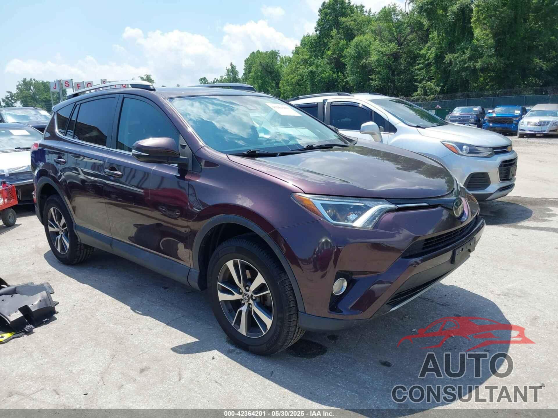 TOYOTA RAV4 2018 - 2T3RFREV1JW818607