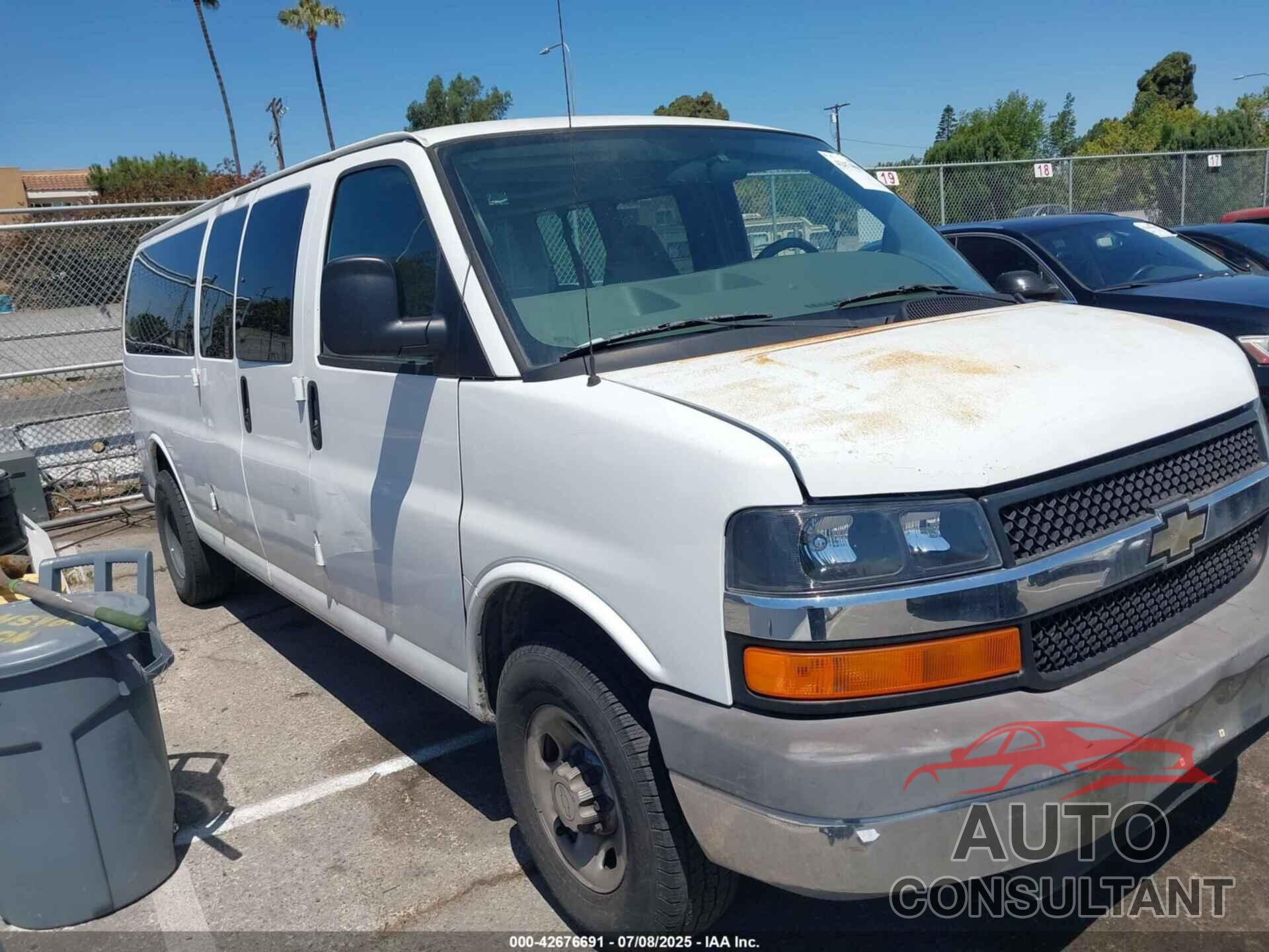 CHEVROLET EXPRESS 3500 2009 - 1GAHG39K991101137