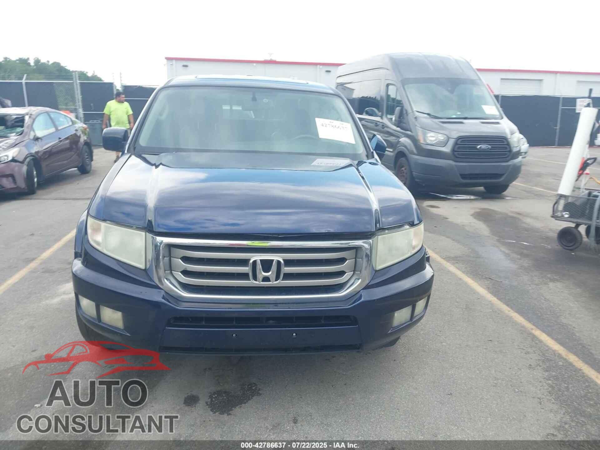HONDA RIDGELINE 2013 - 5FPYK1F57DB006480