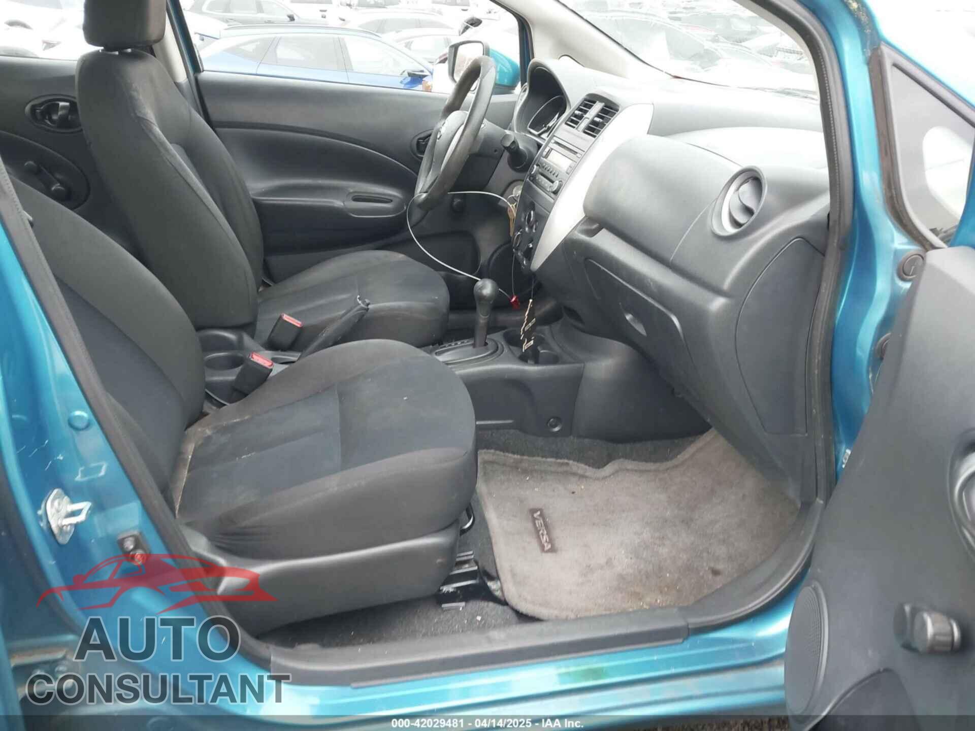 NISSAN VERSA NOTE 2015 - 3N1CE2CP1FL399468