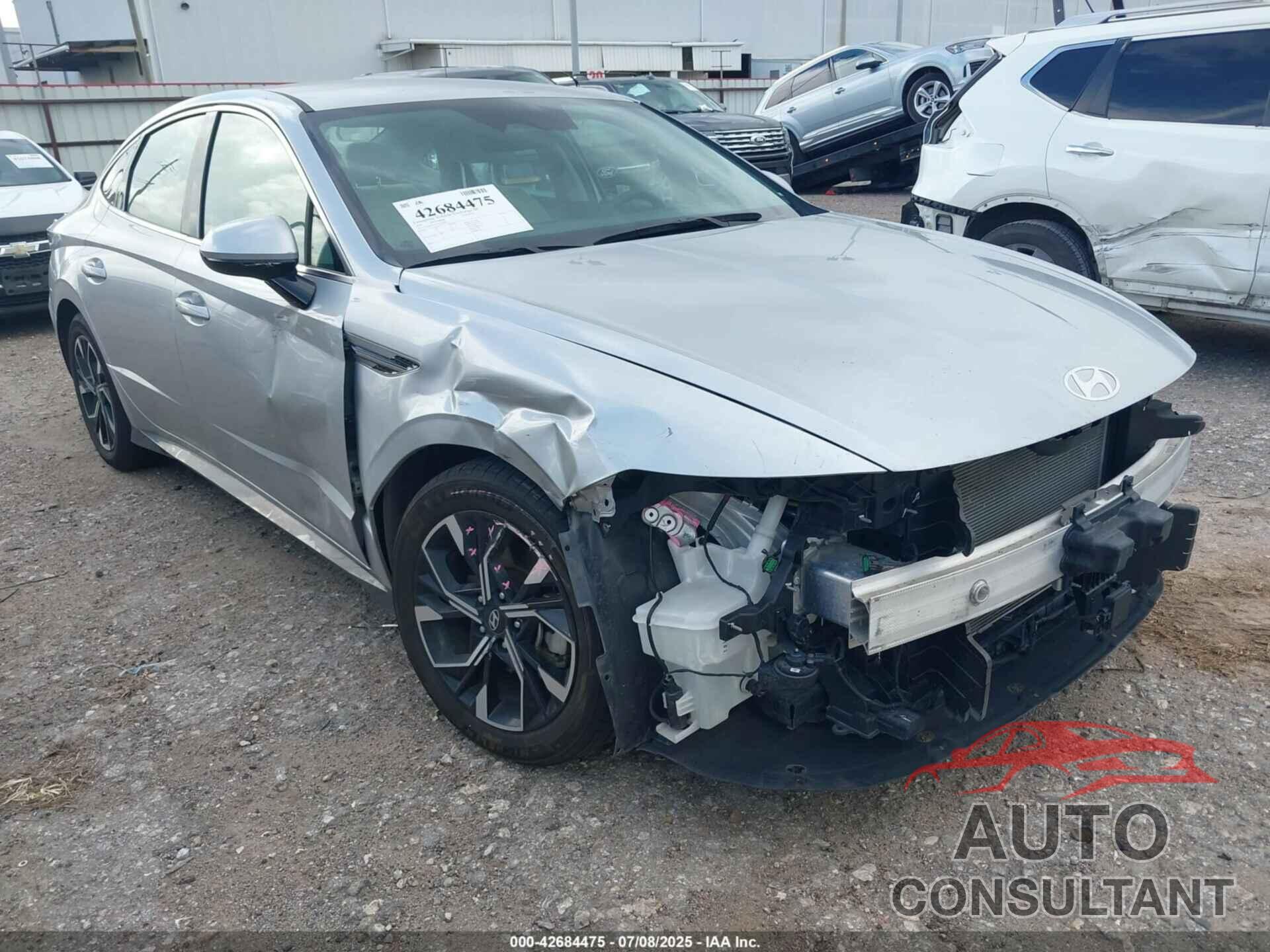 HYUNDAI SONATA 2024 - KMHL64JA5RA400584