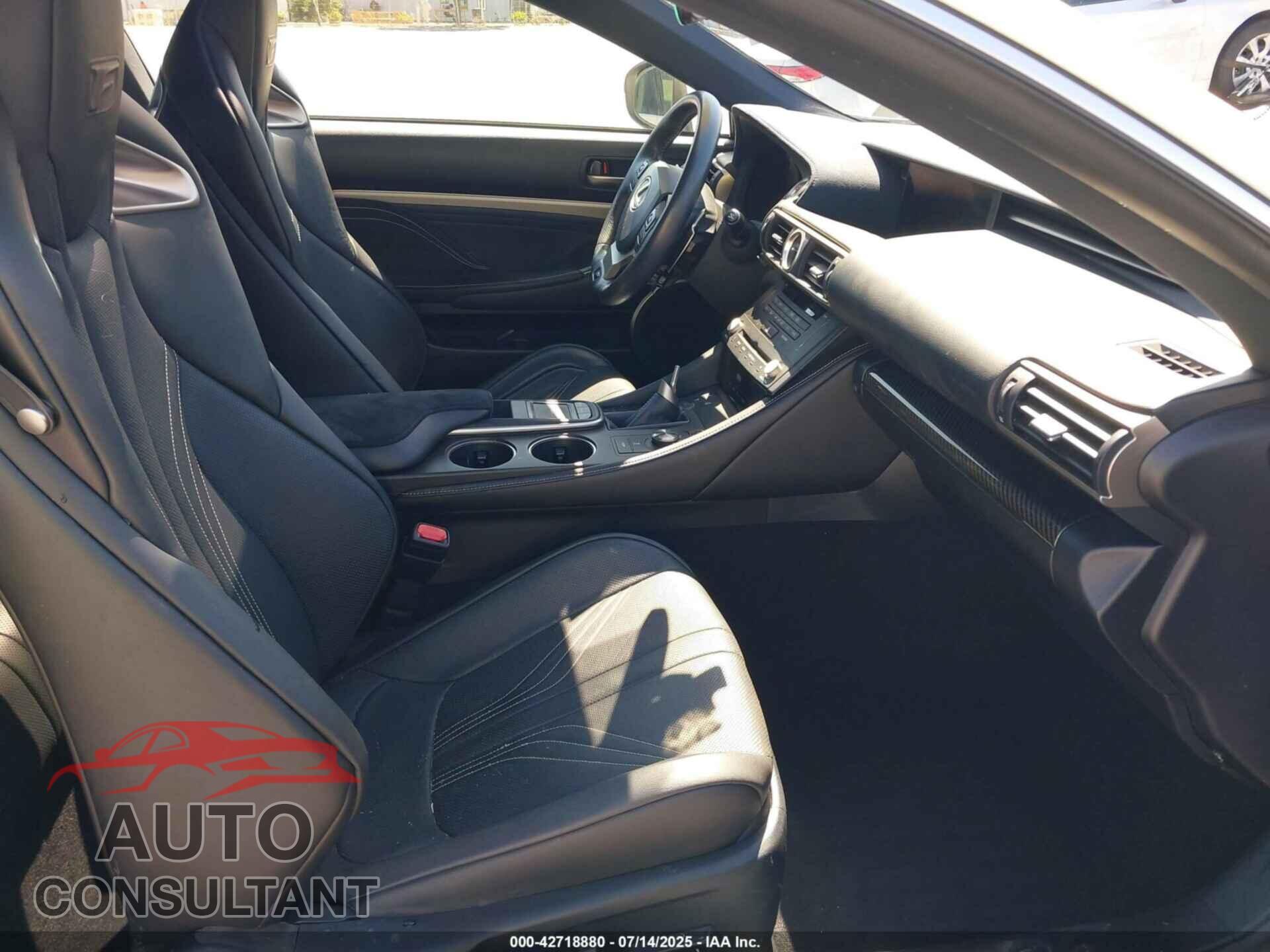 LEXUS RC F 2017 - JTHHP5BC3H5005841