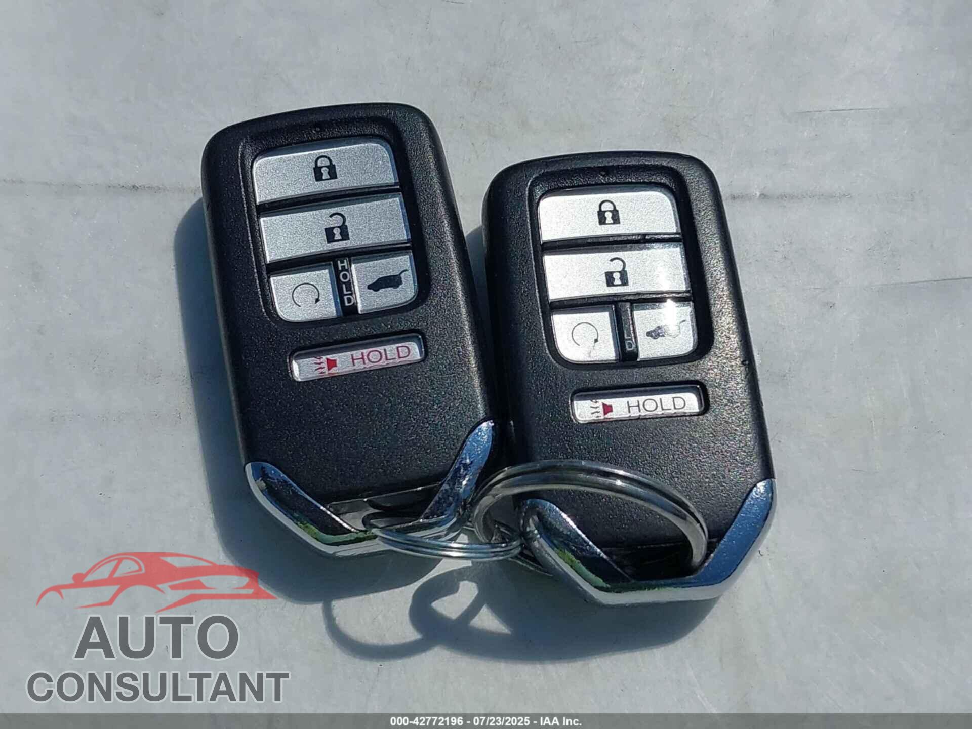 HONDA PILOT 2017 - 5FNYF6H02HB028677