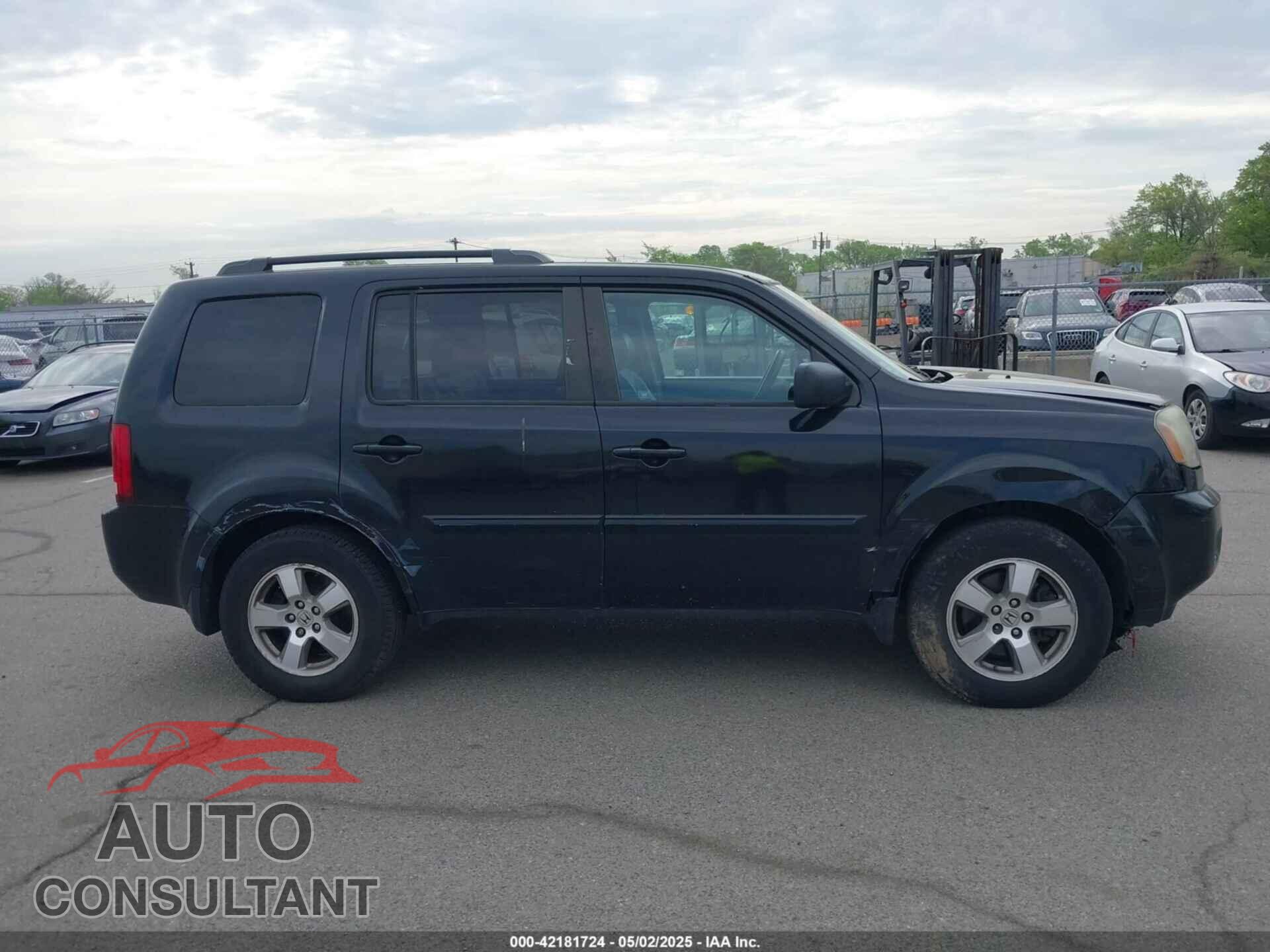 HONDA PILOT 2011 - 5FNYF4H61BB078003