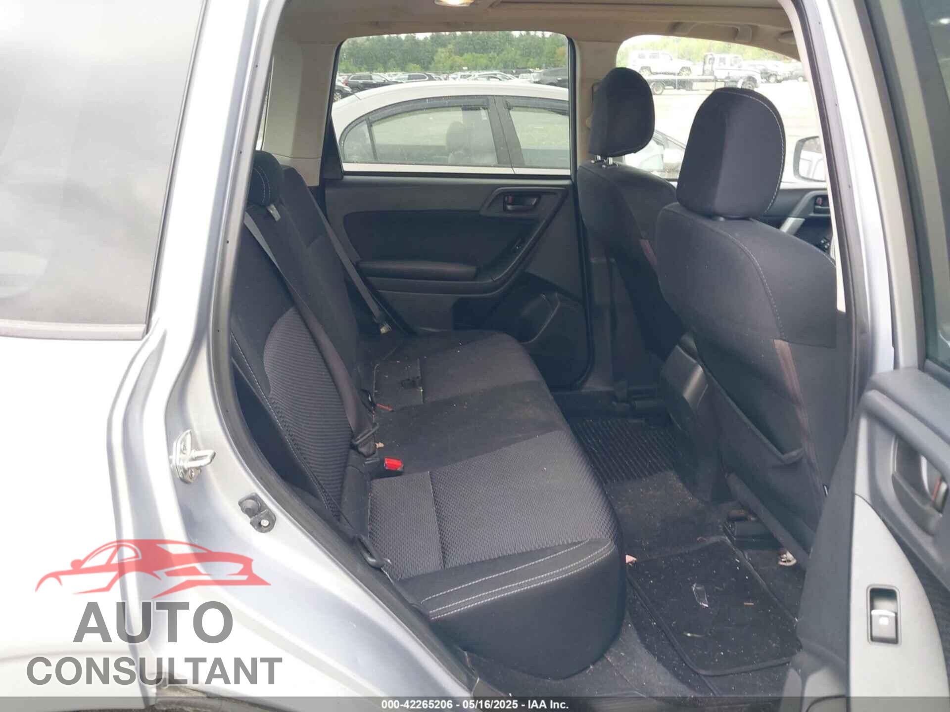 SUBARU FORESTER 2017 - JF2SJAGC7HH561242