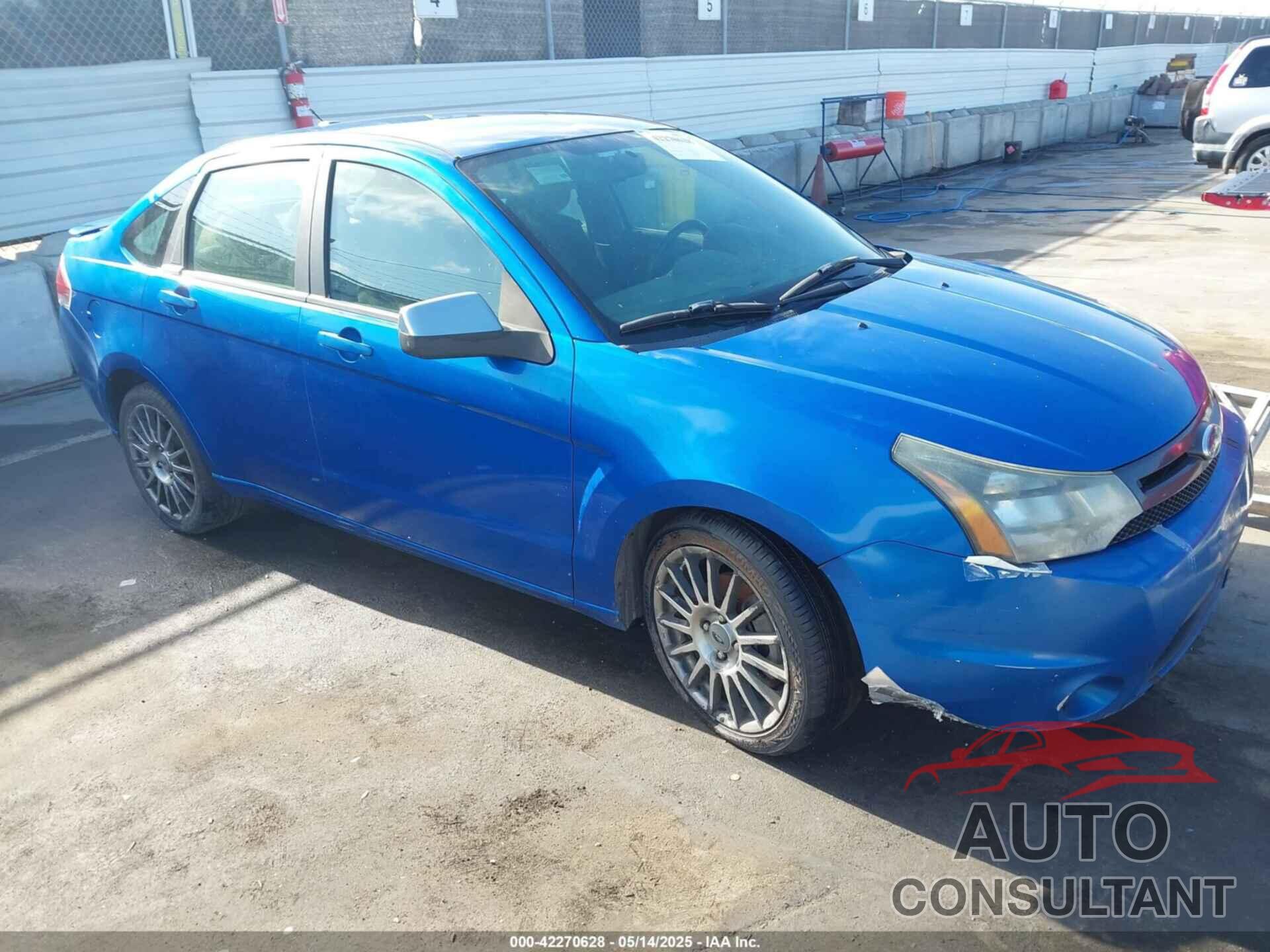 FORD FOCUS 2010 - 1FAHP3GN7AW208866