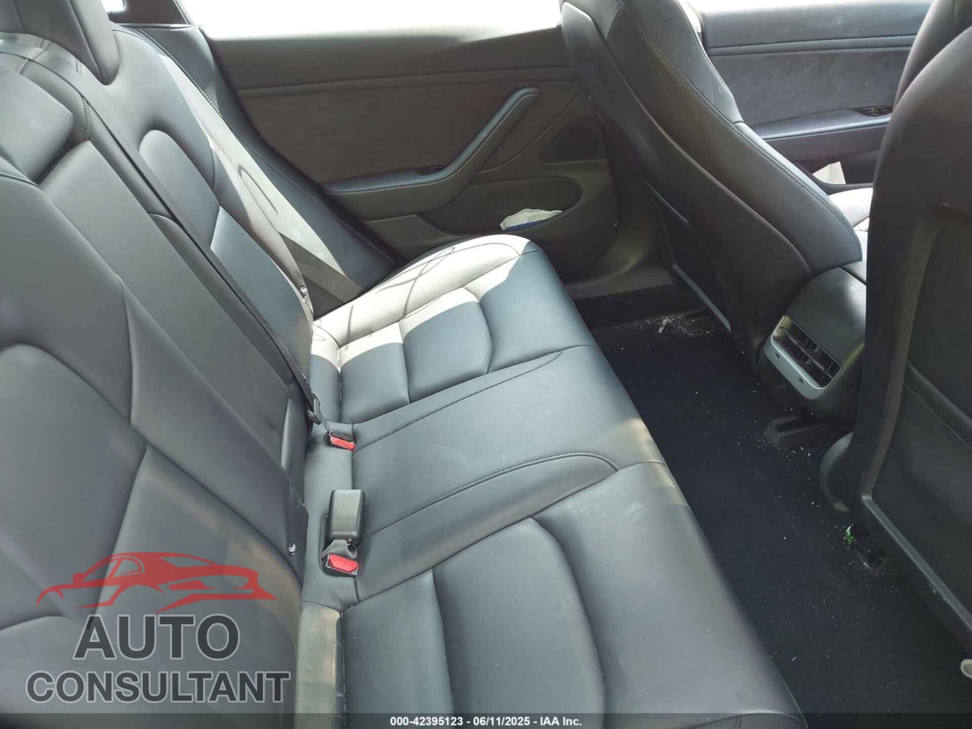 TESLA MODEL 3 2018 - 5YJ3E1EA2JF021098