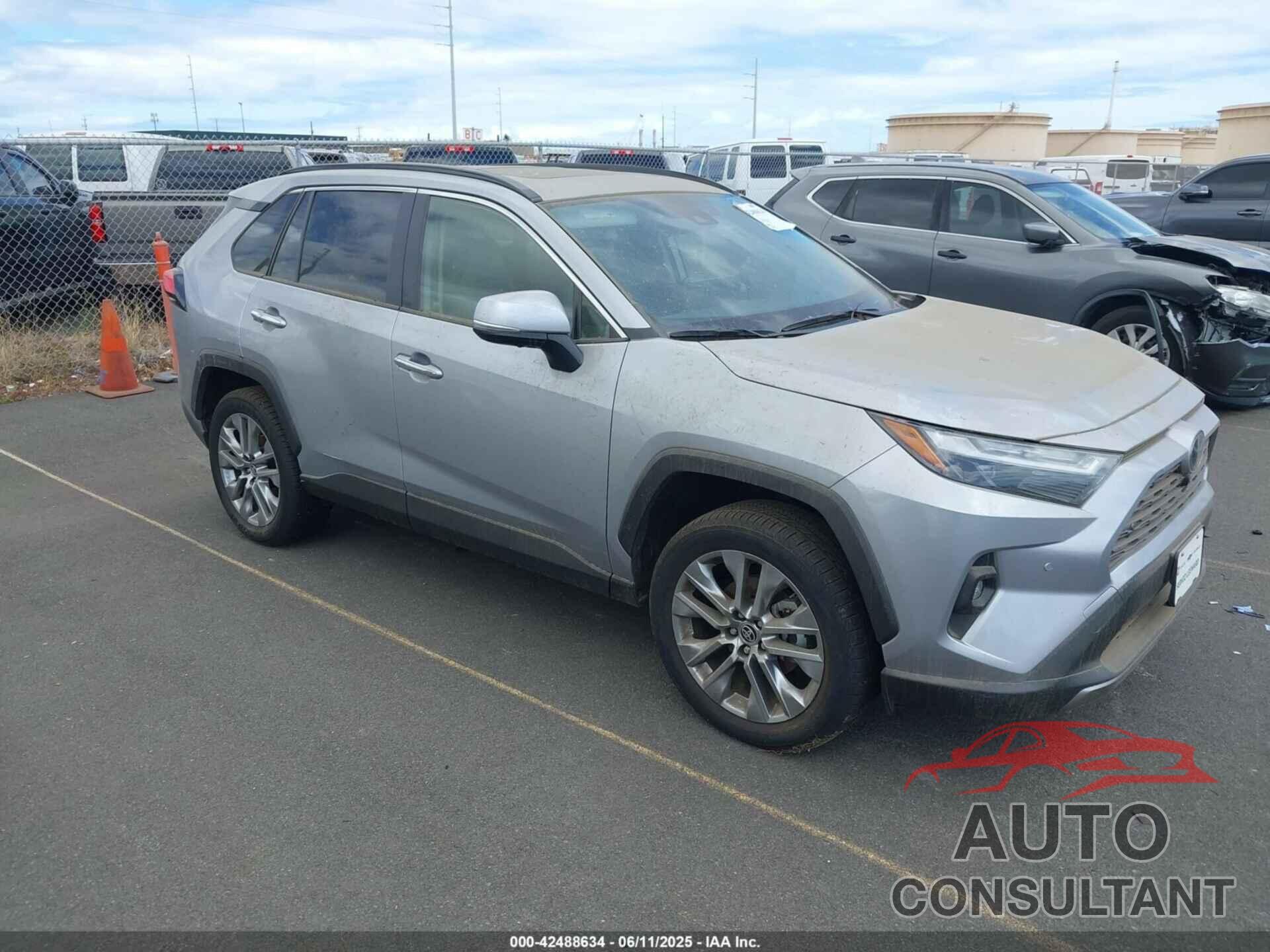 TOYOTA RAV4 2024 - JTMY1RFV4RD122938
