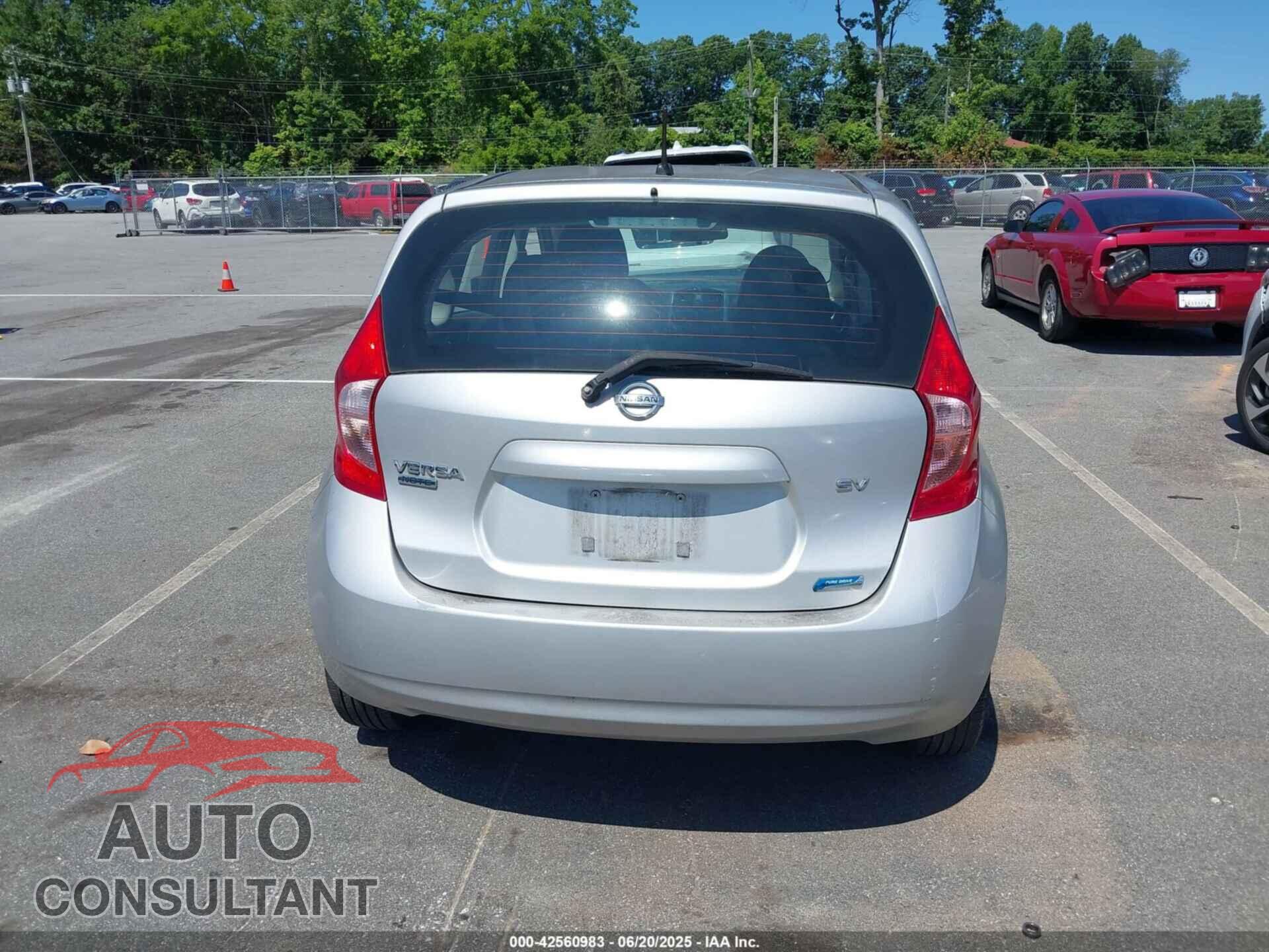NISSAN VERSA NOTE 2015 - 3N1CE2CP0FL434419