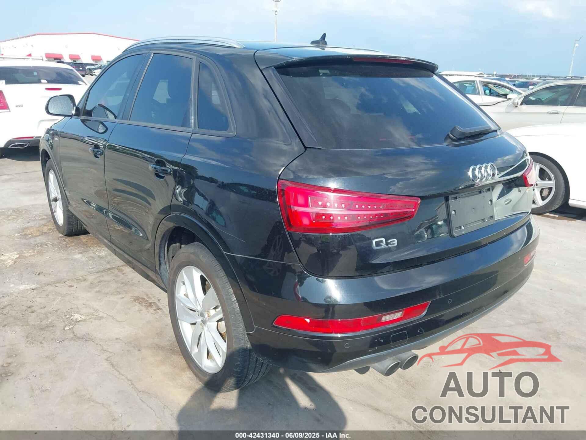 AUDI Q3 2018 - WA1BCCFS7JR027780