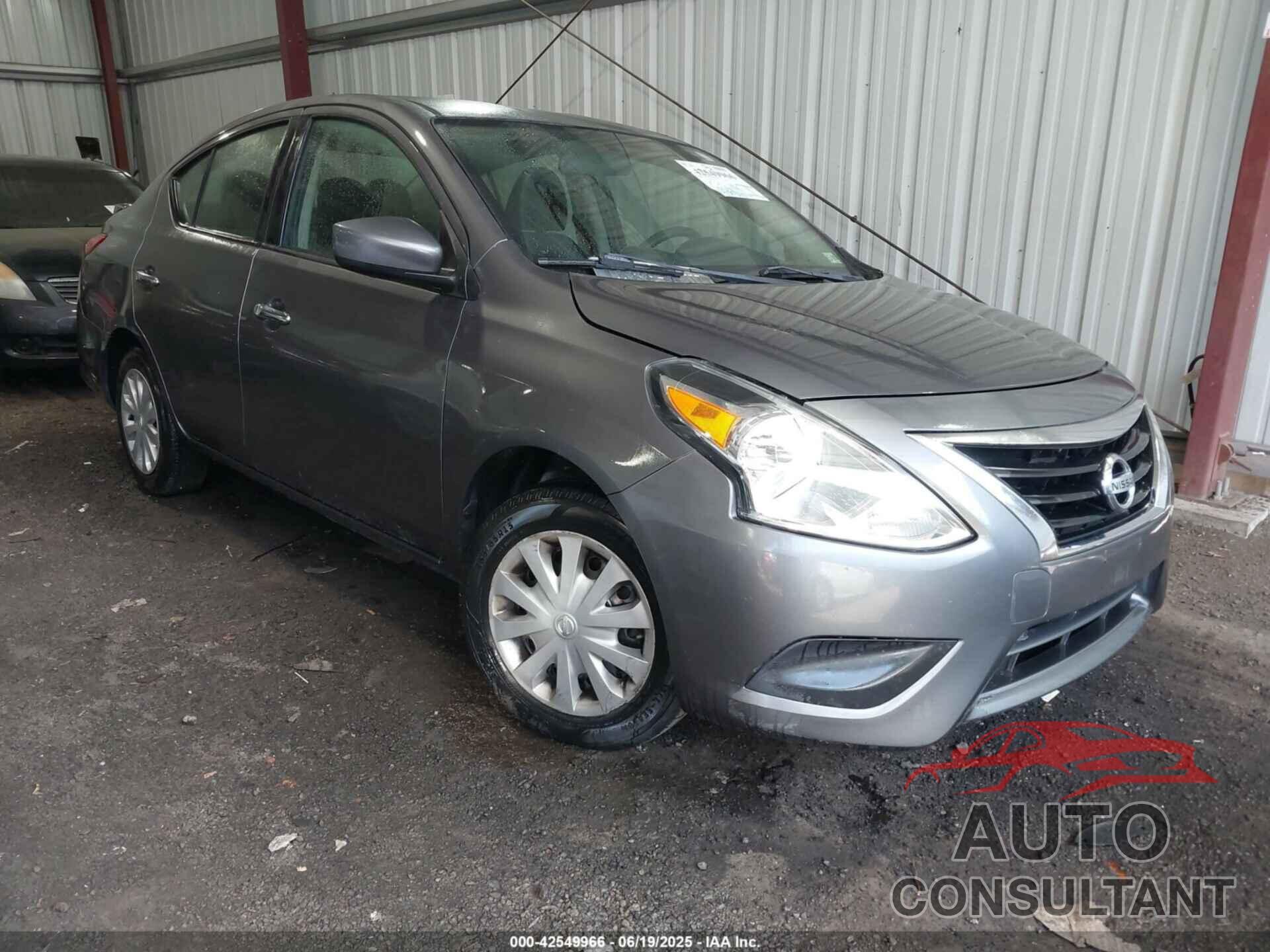 NISSAN VERSA 2018 - 3N1CN7AP3JL814170