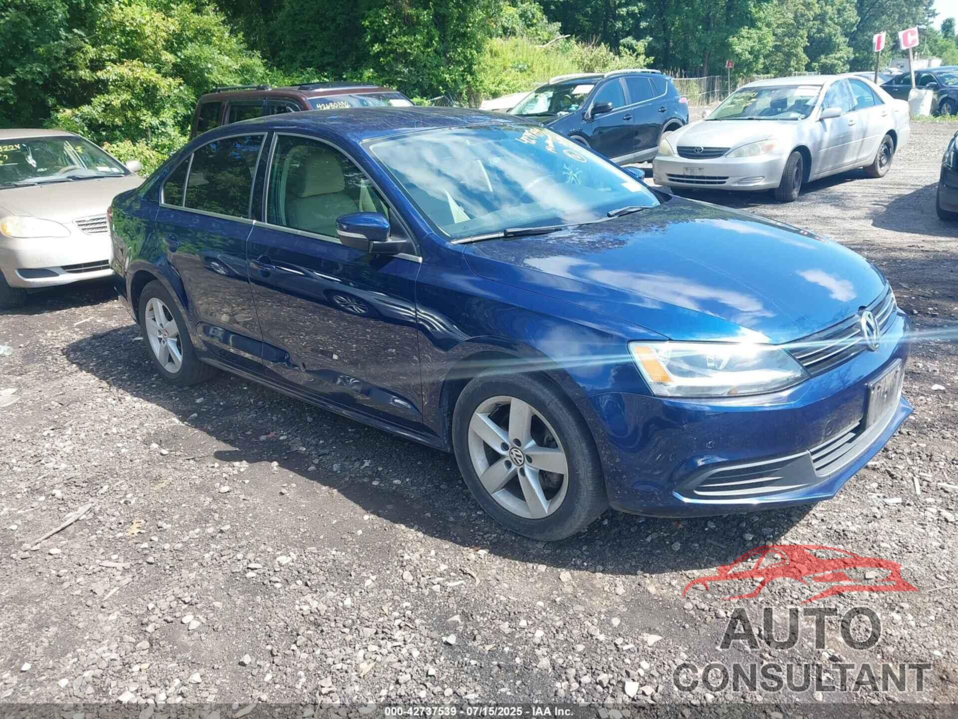 VOLKSWAGEN JETTA 2014 - 3VWLL7AJ3EM232789