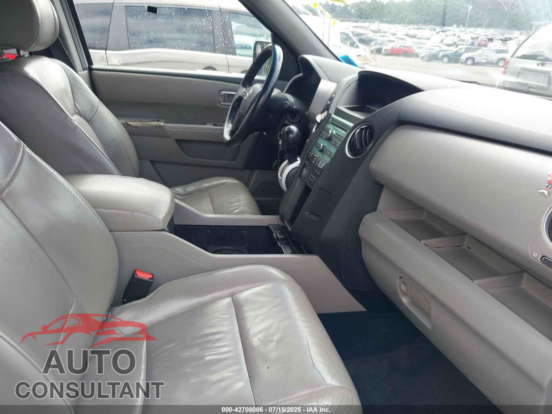 HONDA PILOT 2011 - 5FNYF4H59BB063773