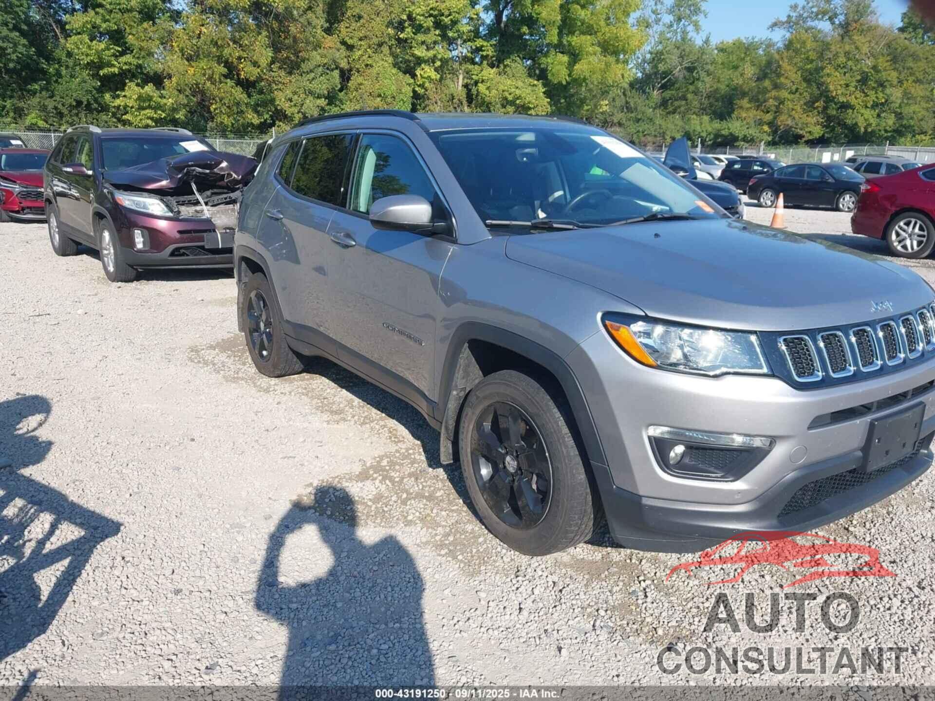 JEEP COMPASS 2018 - 3C4NJDBB9JT328675
