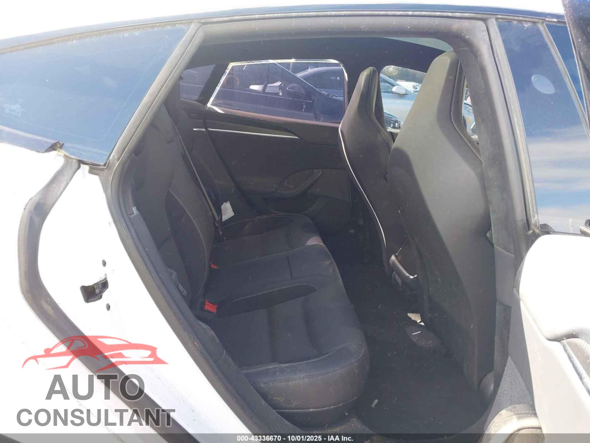 TESLA MODEL S 2024 - 5YJSA1E67RF538024