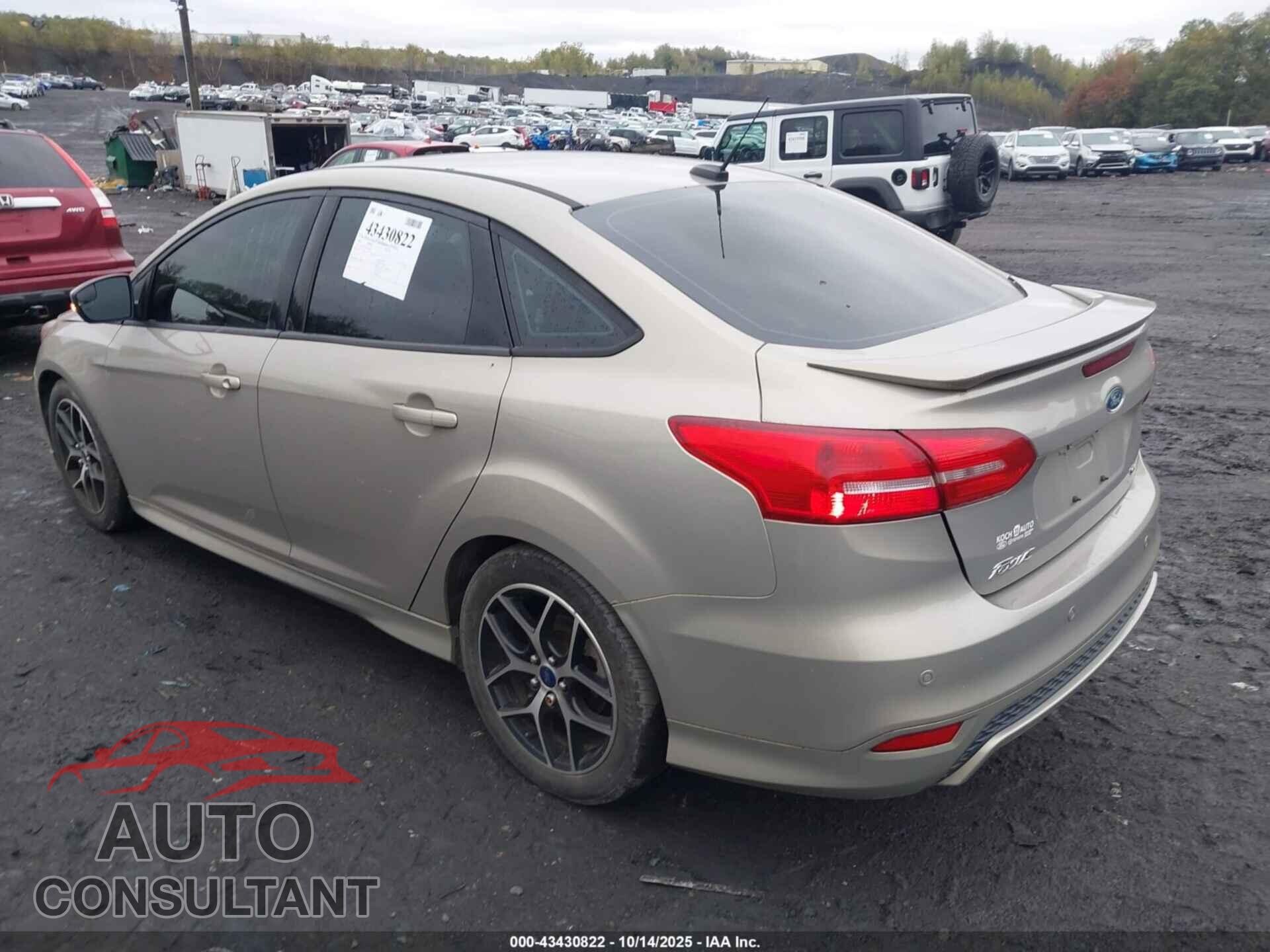 FORD FOCUS 2015 - 1FADP3F29FL285401