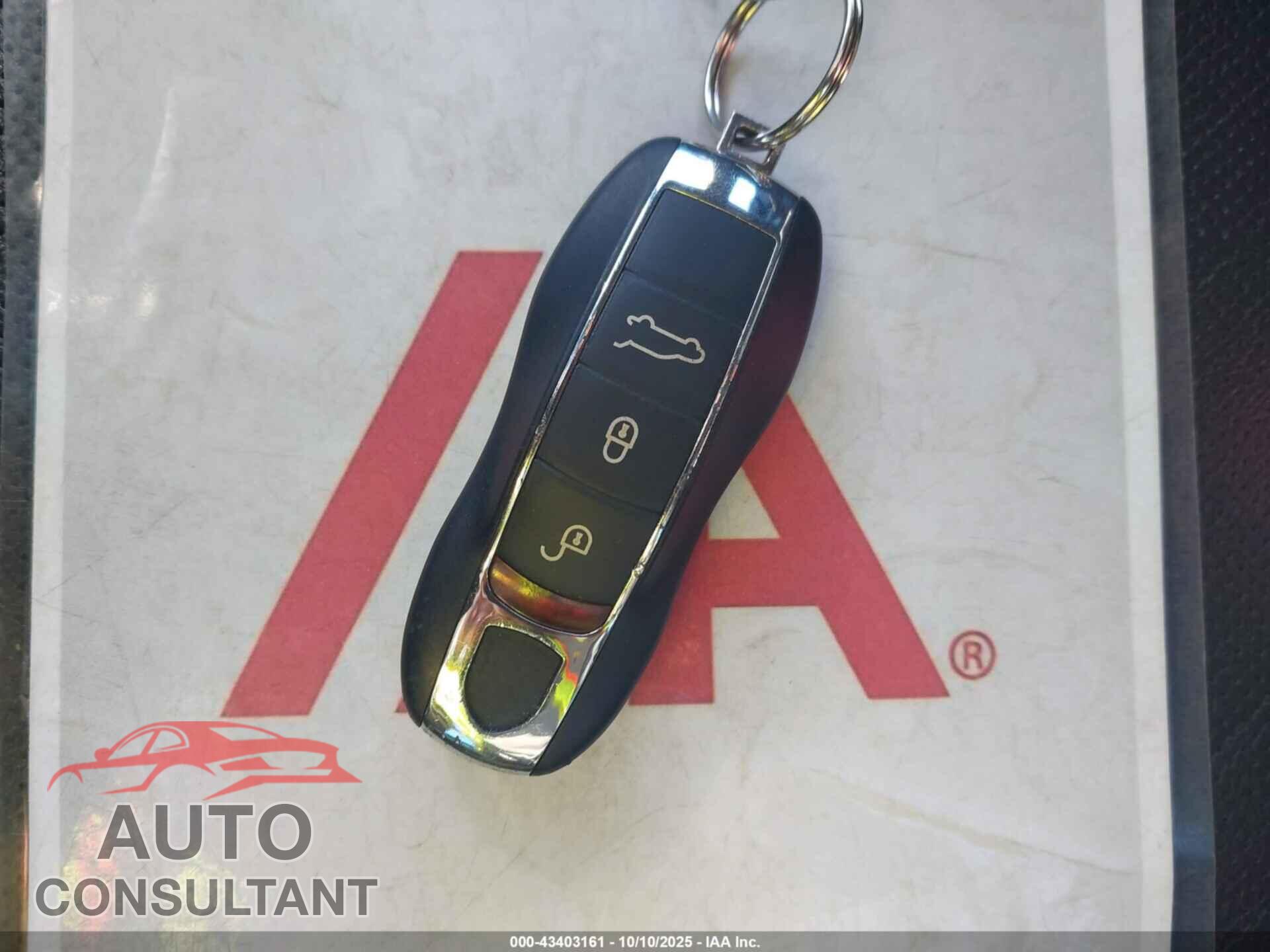 PORSCHE PANAMERA 2016 - WP0AA2A75GL001484