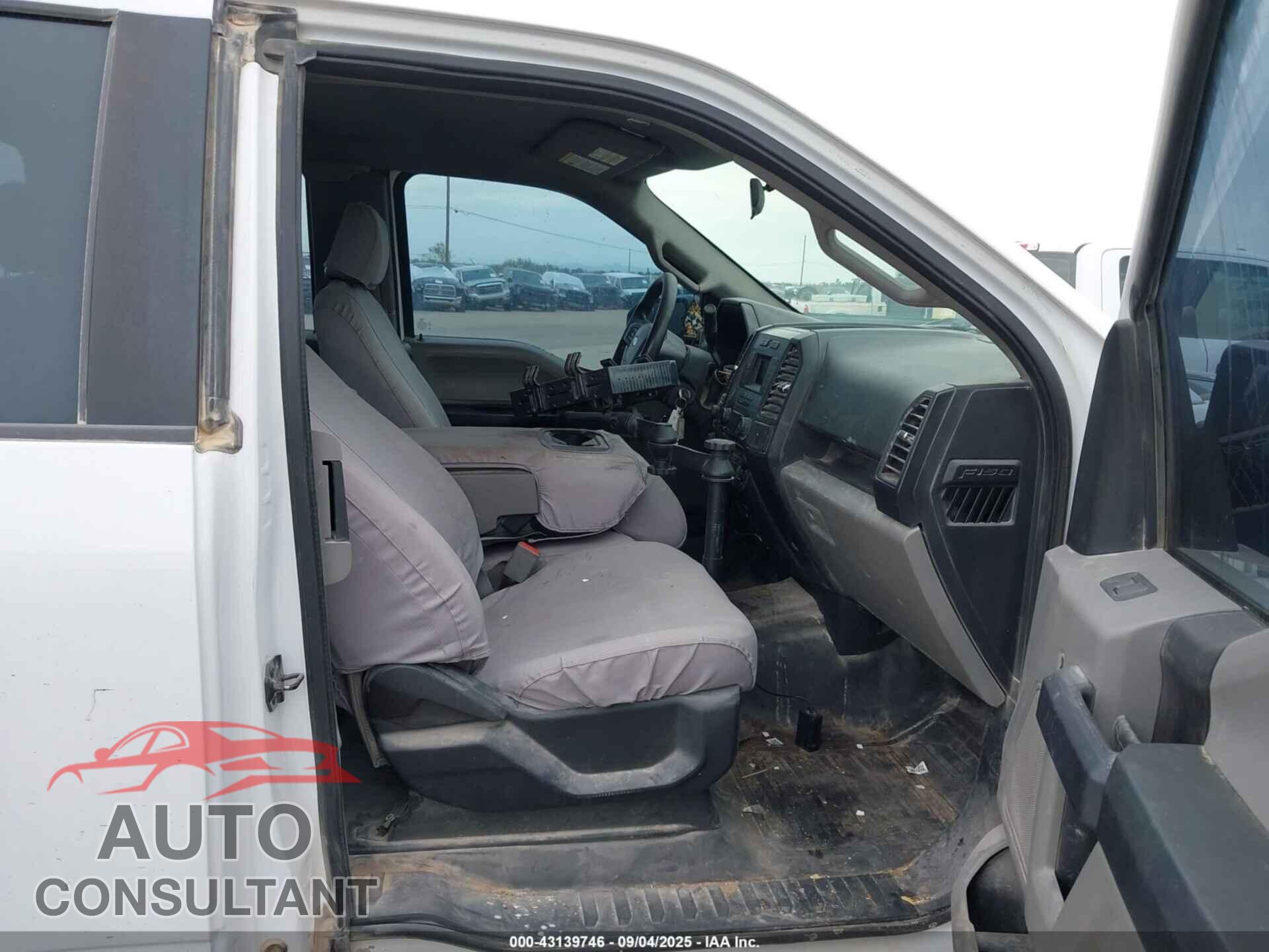 FORD F-150 2018 - 1FTFX1E52JKF73634