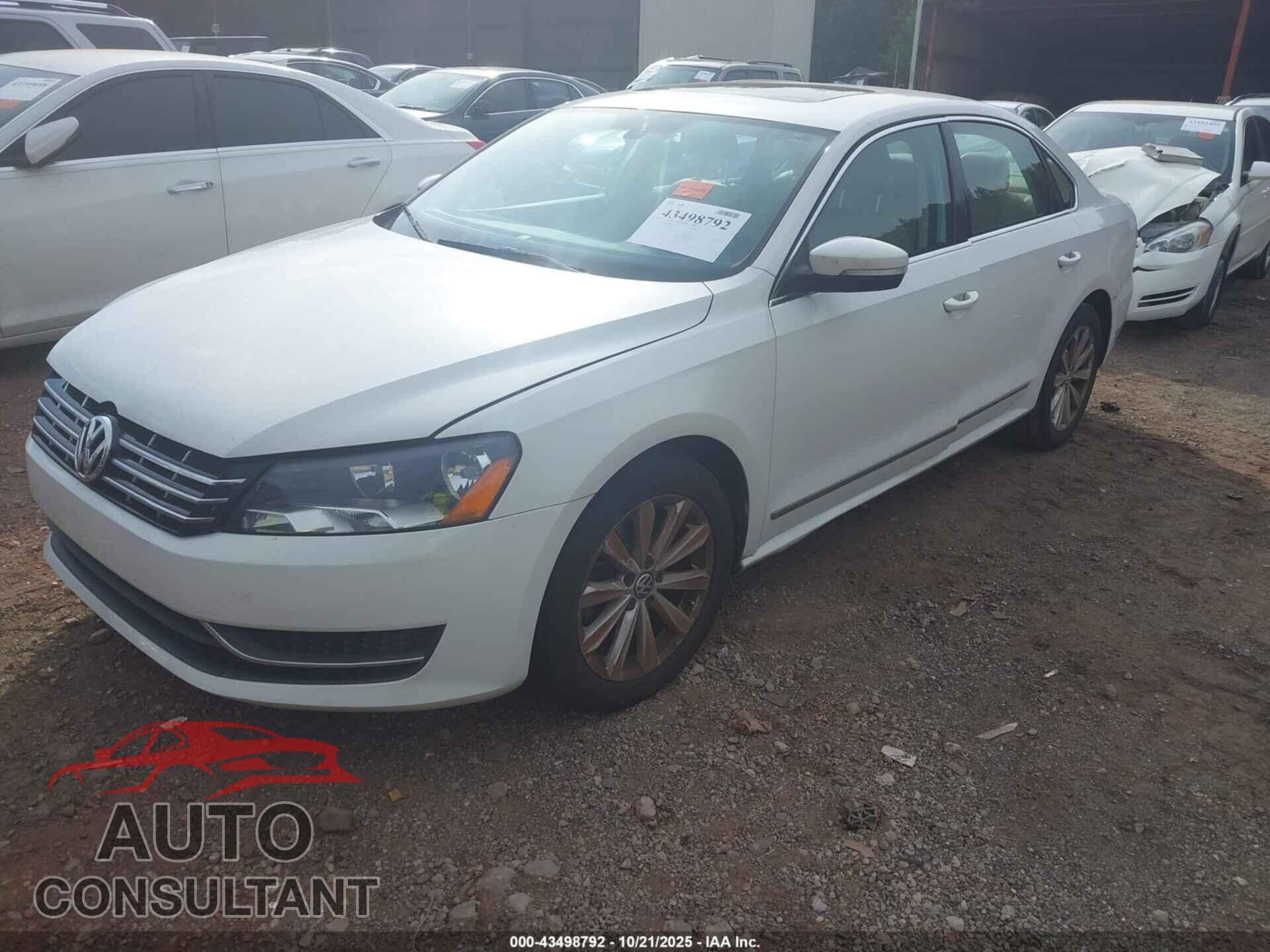 VOLKSWAGEN PASSAT 2013 - 1VWCH7A37DC016138