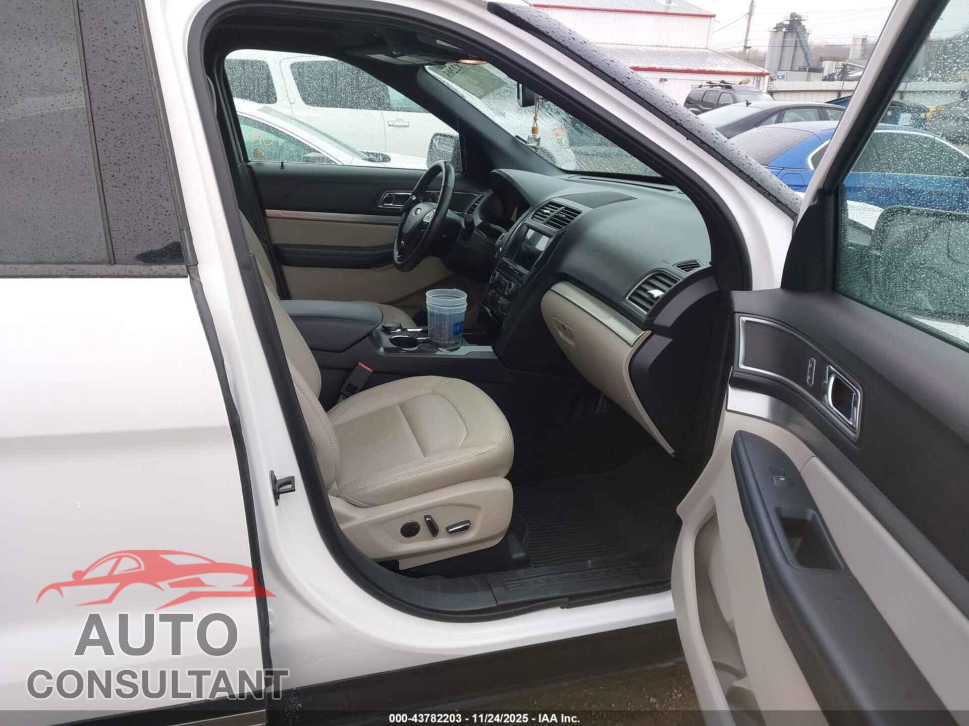 FORD EXPLORER 2018 - 1FM5K8D83JGB38361
