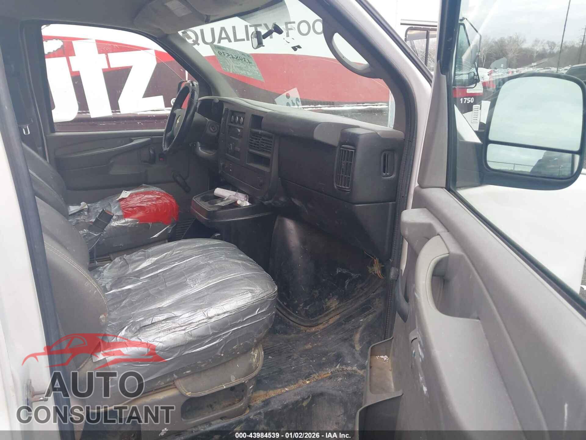 CHEVROLET EXPRESS 2500 2012 - 1GCWGFCA3C1165102