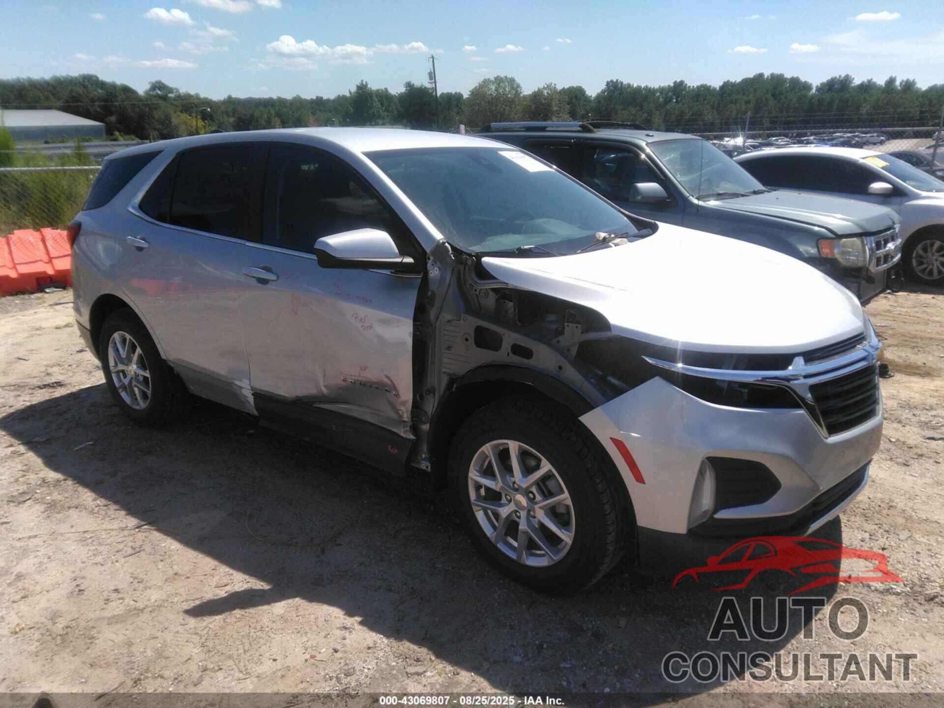 CHEVROLET EQUINOX 2022 - 2GNAXJEV0N6141876
