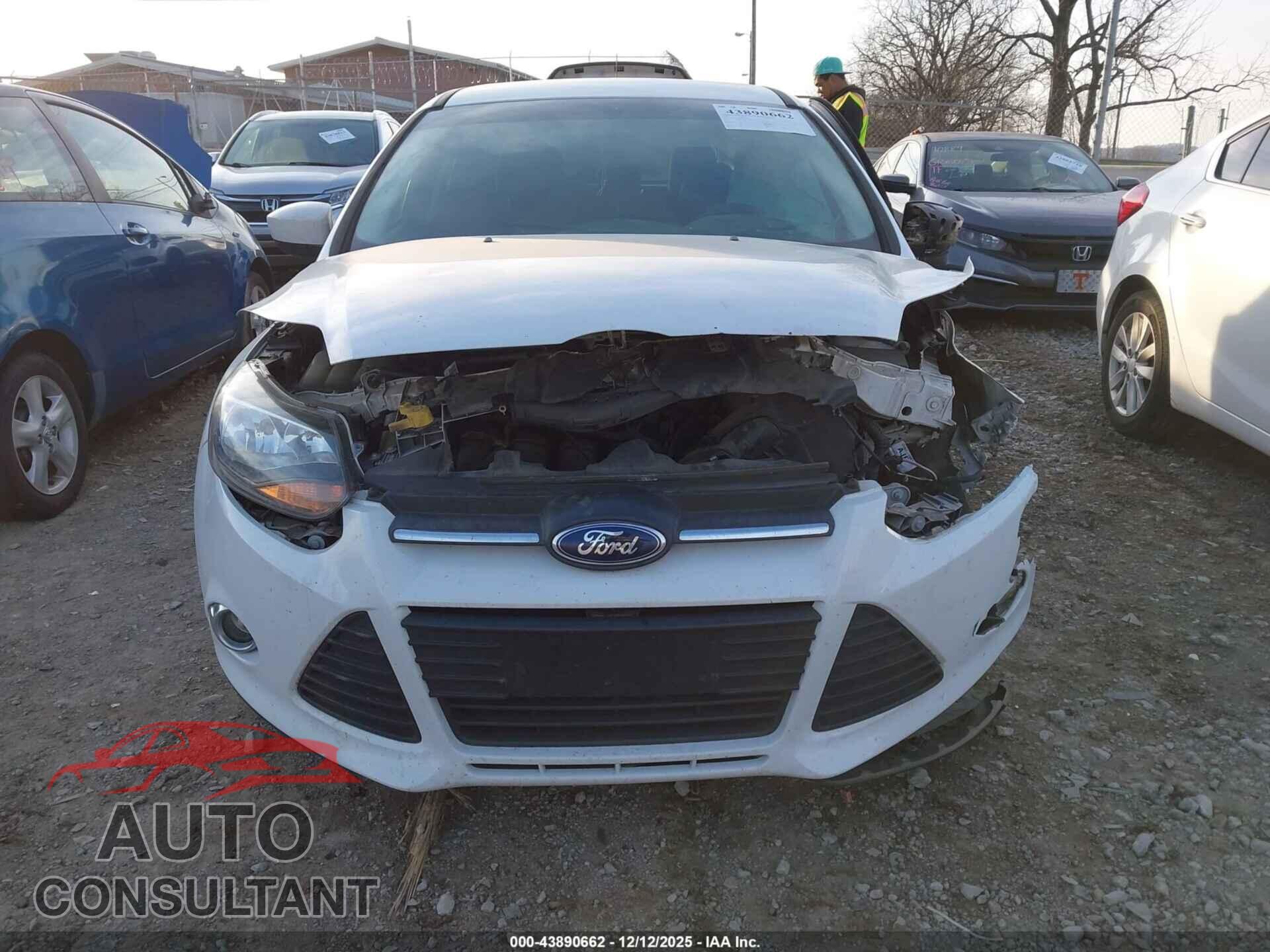 FORD FOCUS 2012 - 1FAHP3K29CL407922