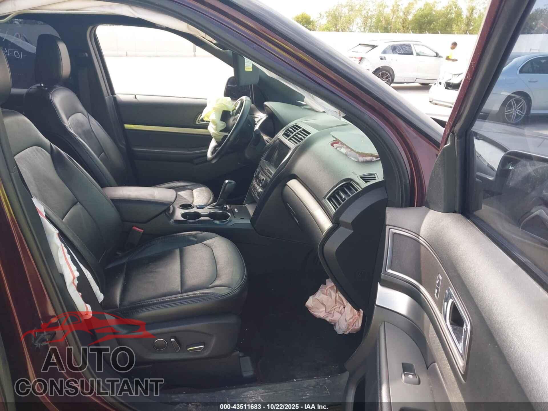 FORD EXPLORER 2018 - 1FM5K7D83JGB30075