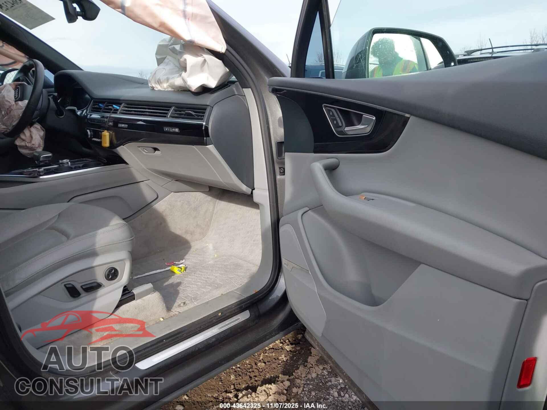 AUDI Q7 2019 - WA1VAAF72KD016557