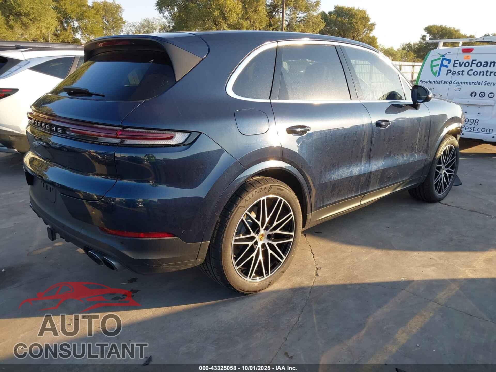 PORSCHE CAYENNE 2024 - WP1AA2AY8RDA06571