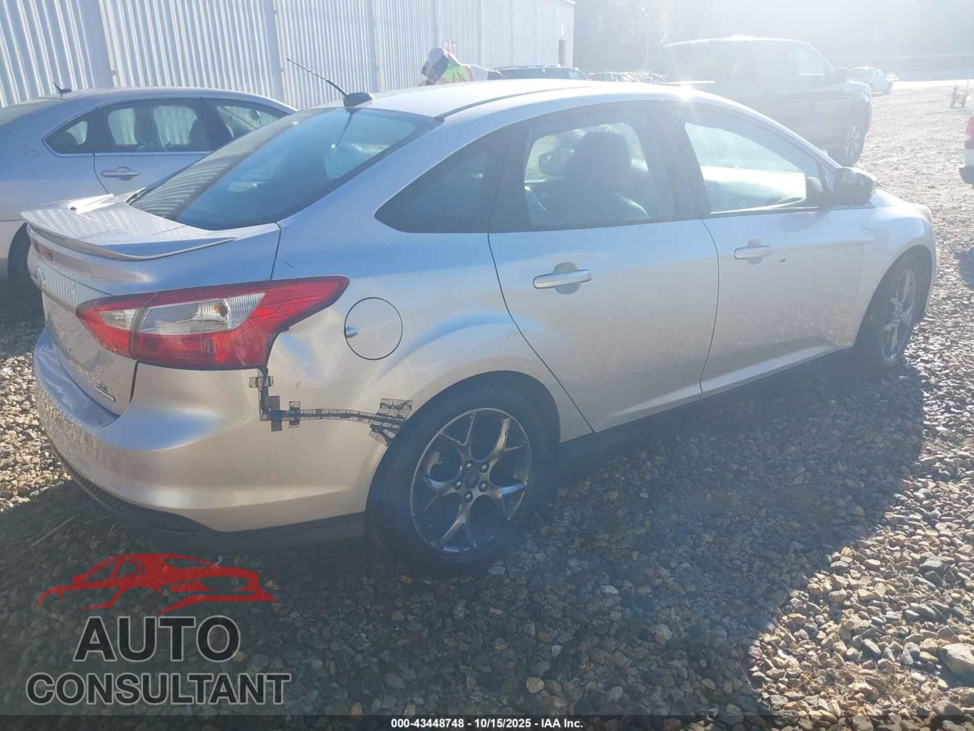 FORD FOCUS 2014 - 1FADP3F25EL417195